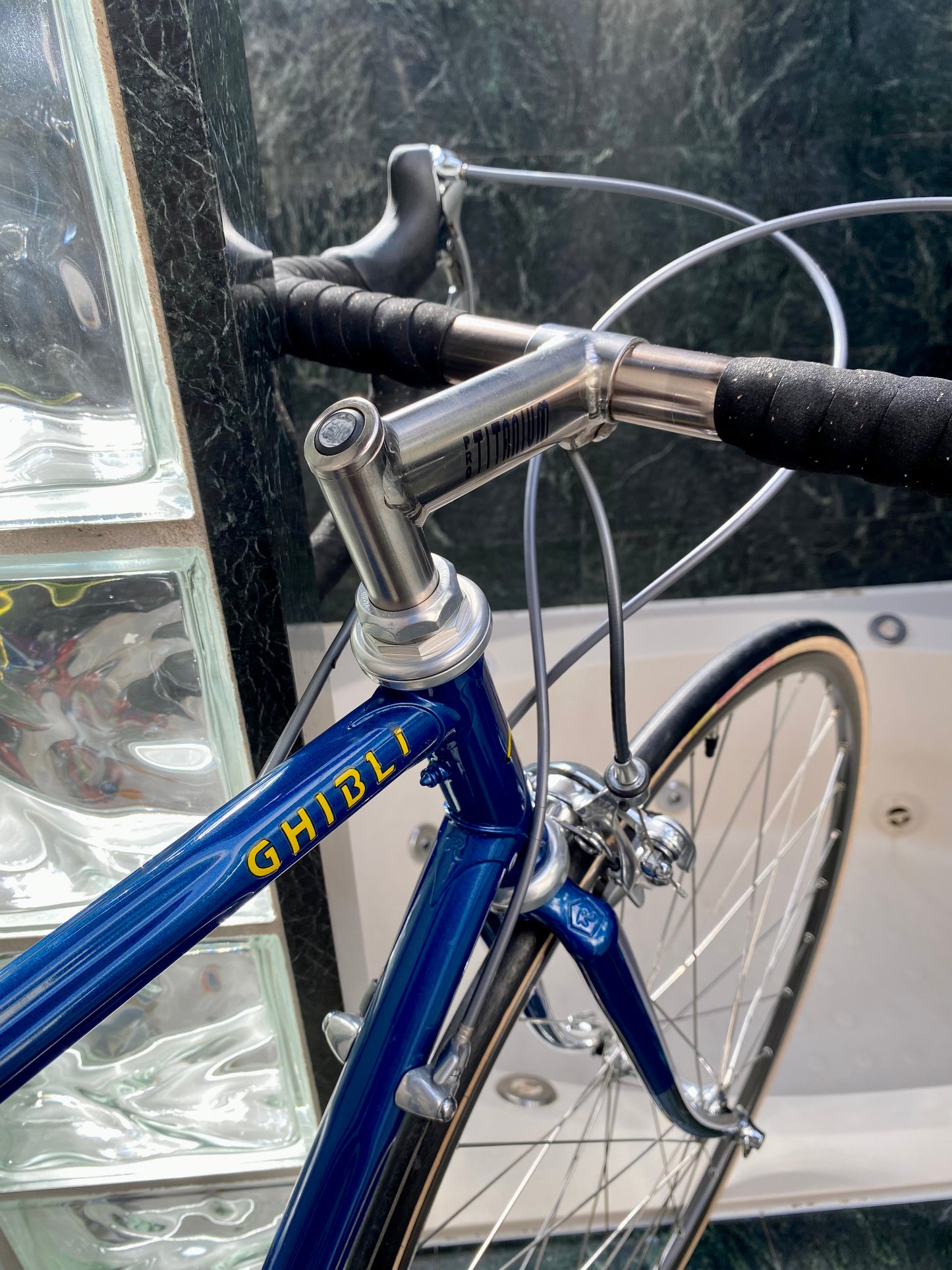 (SIZE 53cm) INCREDIBLE EARLY-1990's ROSSIN GHIBLI ROAD BIKE - SHIMANO DURA ACE