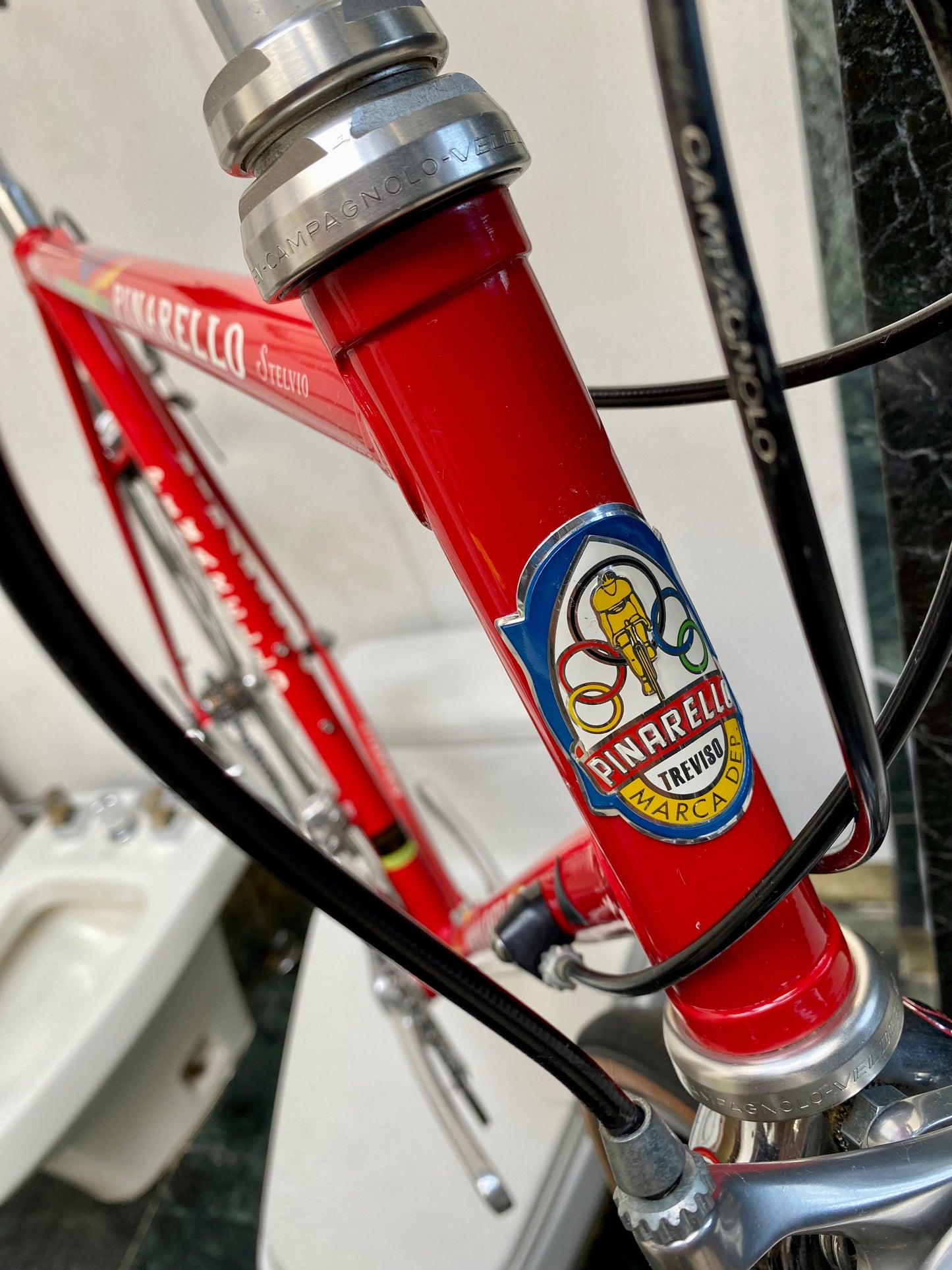 (SIZE 56cm) 1990's PINARELLO STELVIO ROAD BIKE - CAMPAGNOLO - SPOTLESS / LIKE NEW