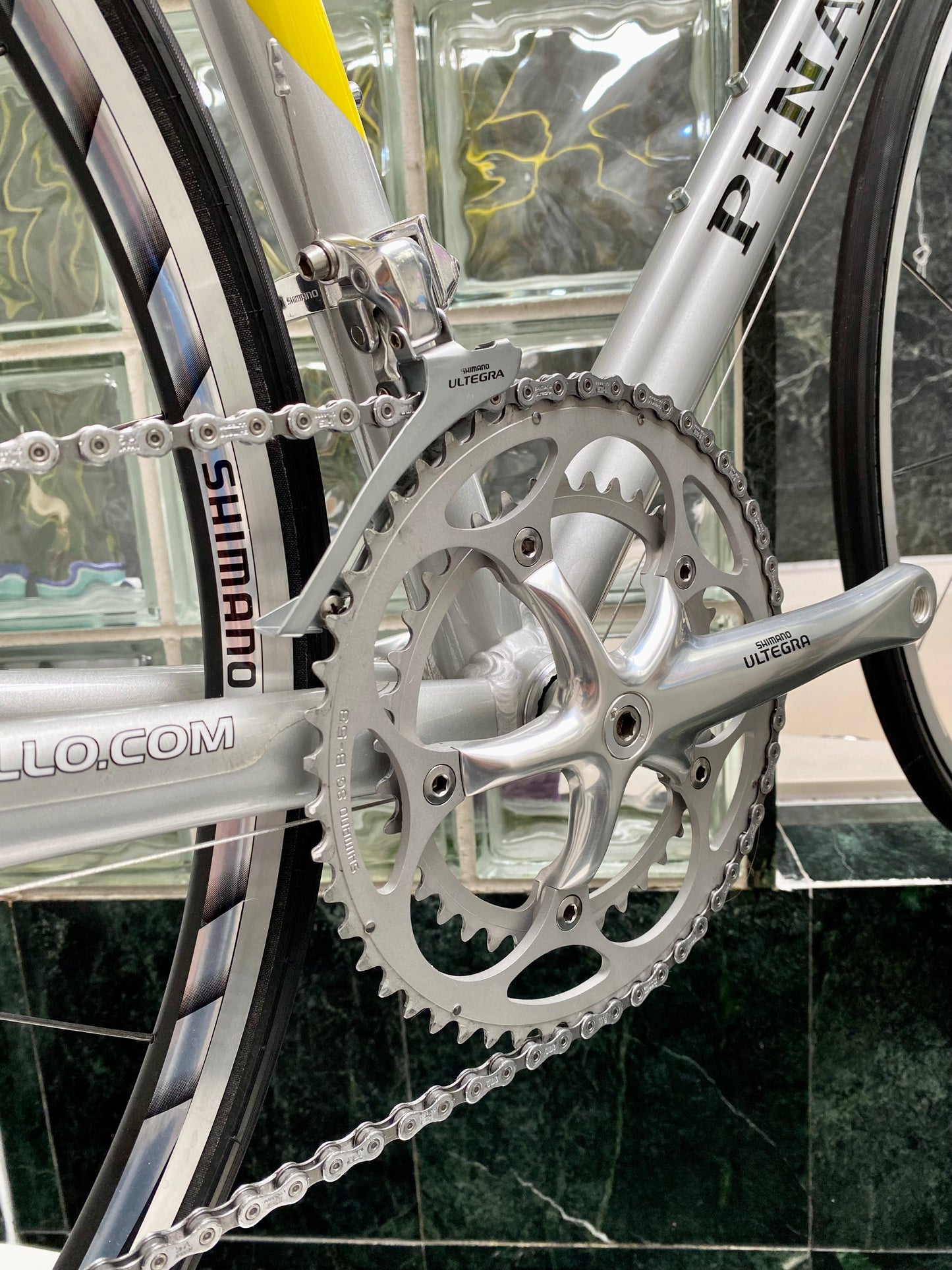 (SIZE 55cm) CLASSIC PINARELLO GALILEO ROAD BIKE - SHIMANO ULTEGRA - LIKE NEW