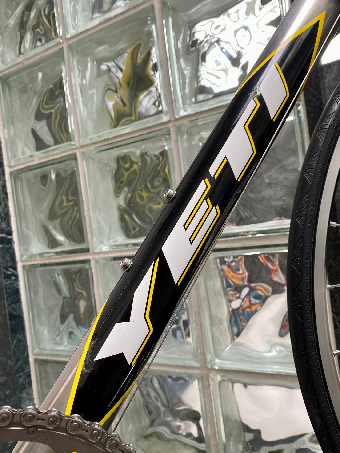 (SIZE 54cm) 2003 YETI ROAD PROJECT TITANIUM ROAD BIKE - SHIMANO DURA ACE - SPOTLESS !