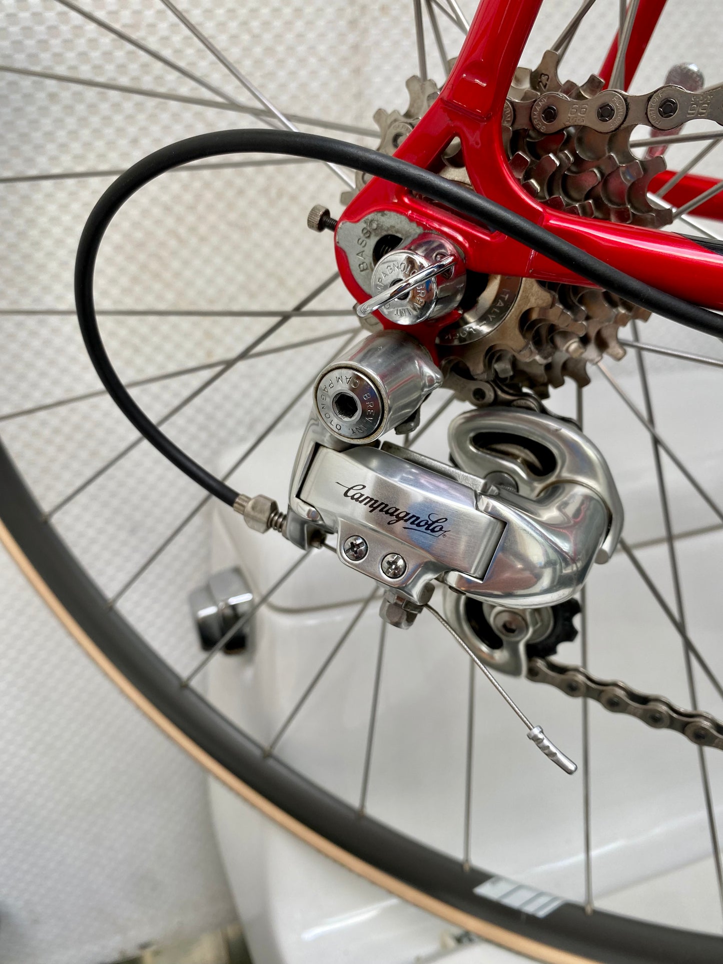 (SIZE 56cm) EARLY-1990's BASSO FIOR DI LOTO ROAD BIKE - NOS / NEW - CAMPAGNOLO C-RECORD DELTA