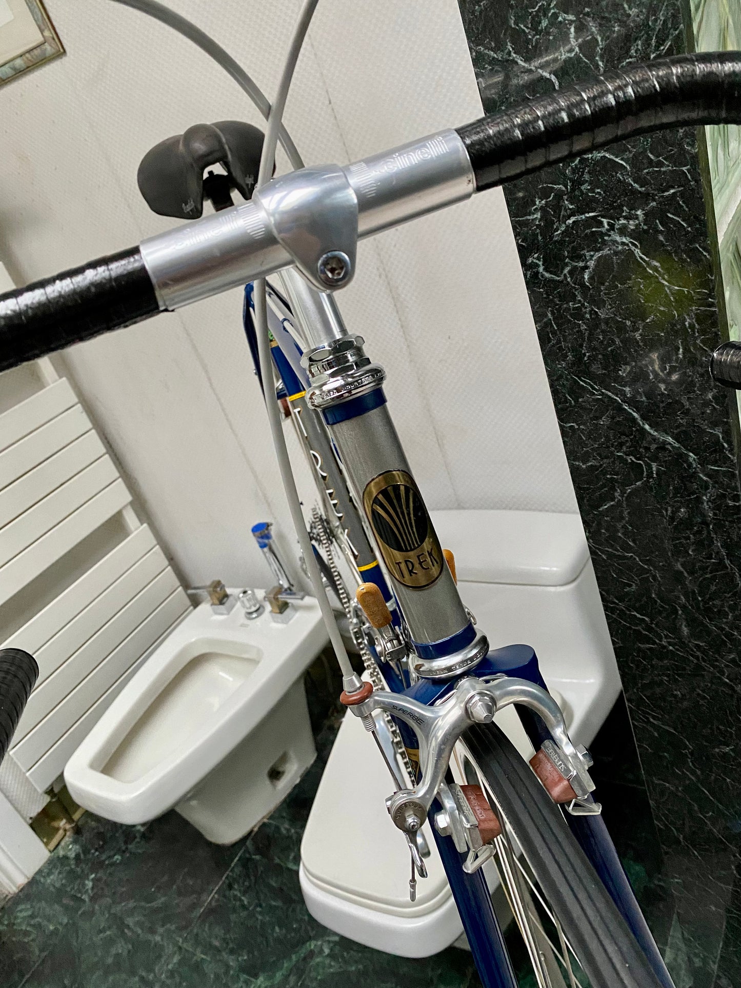 (SIZE 56cm) EARLY-1980's TREK 700 ROAD BIKE - SUNTOUR SUPERBE - REYNOLDS 531 - SPOTLESS