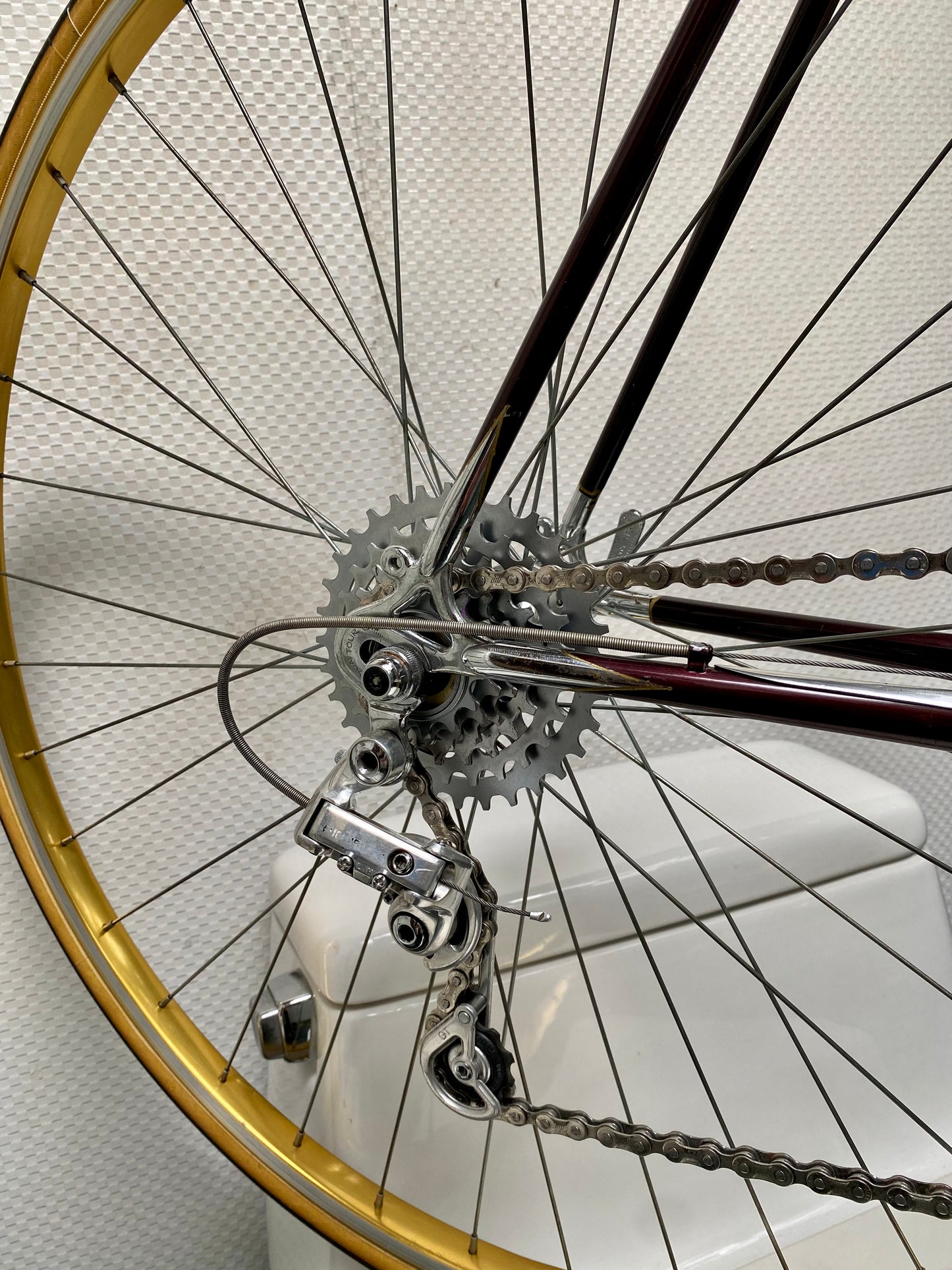 (SIZE 53cm) EARLY-1980's NISHIKI CONTINENTAL ROAD BIKE - SPOTLESS