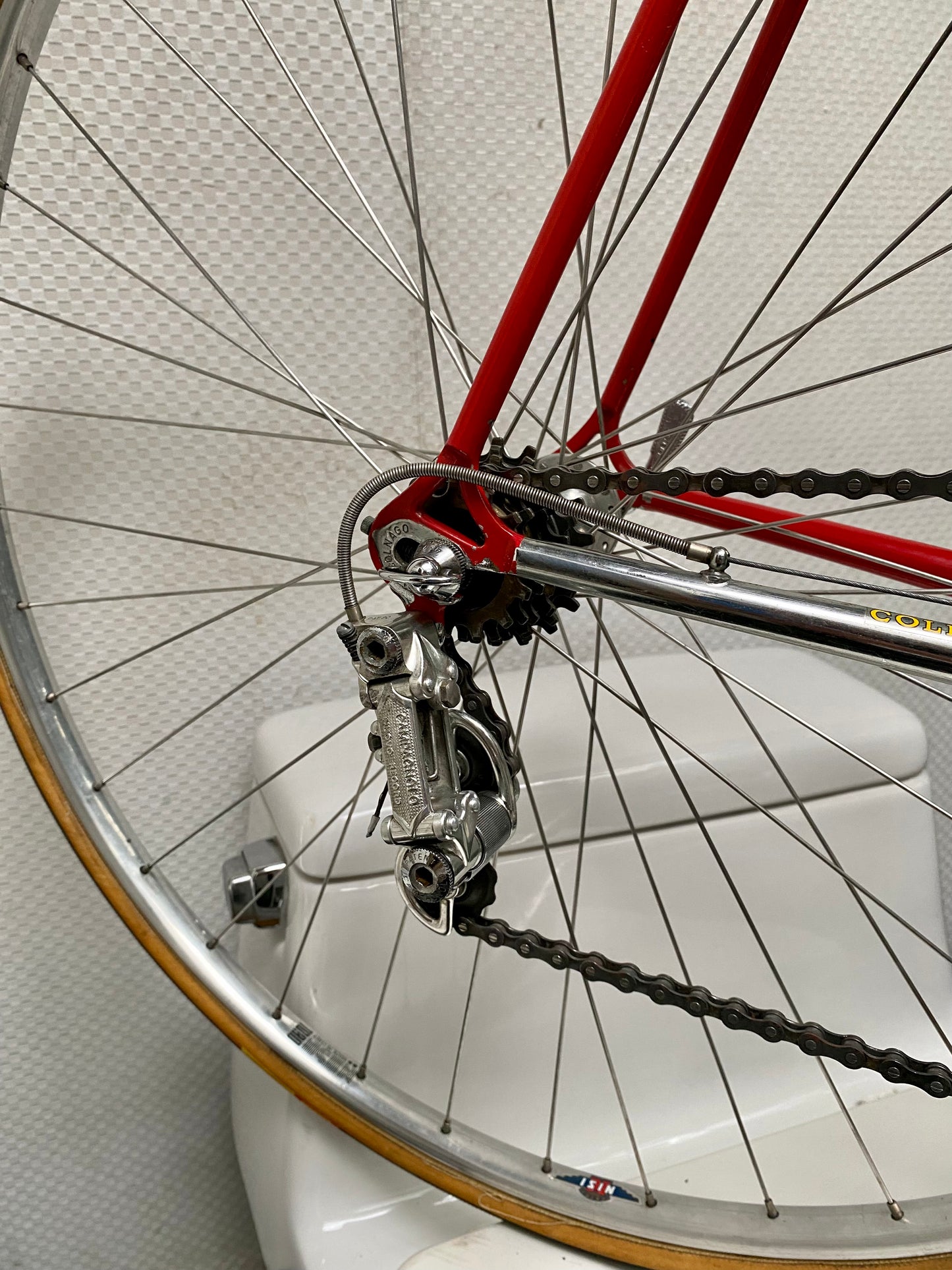 (SIZE 57cm) 1970's COLNAGO SUPER ROAD BIKE - CAMPAGNOLO - BEAUTIFUL