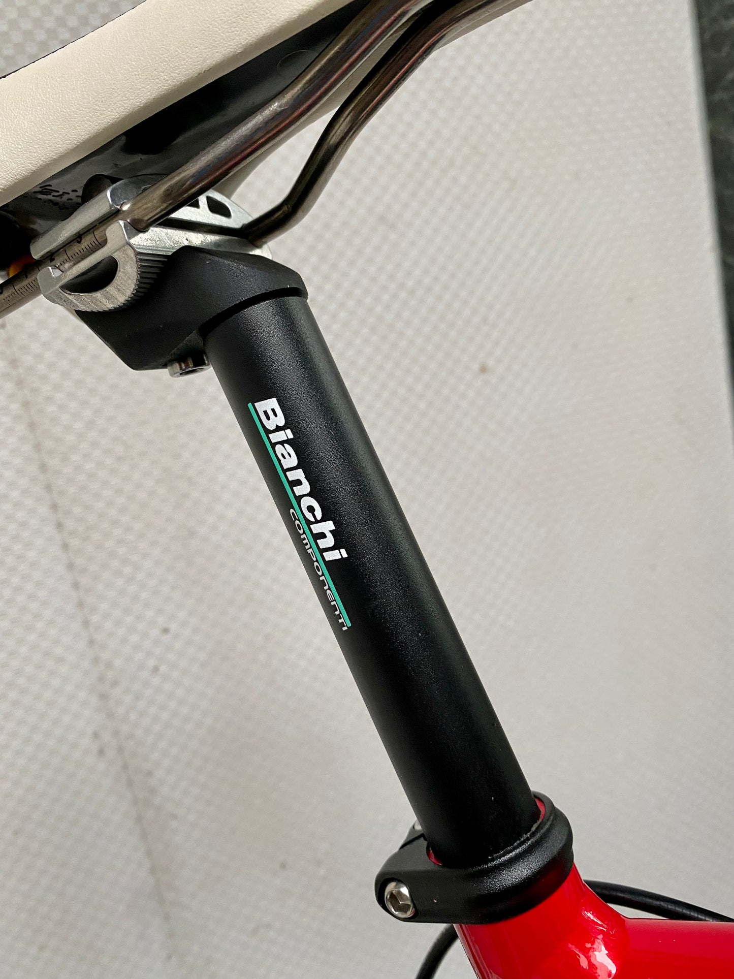 (SIZE 56cm) NOS / BRAND NEW CLASSIC BIANCHI ROAD BIKE - CAMPAGNOLO