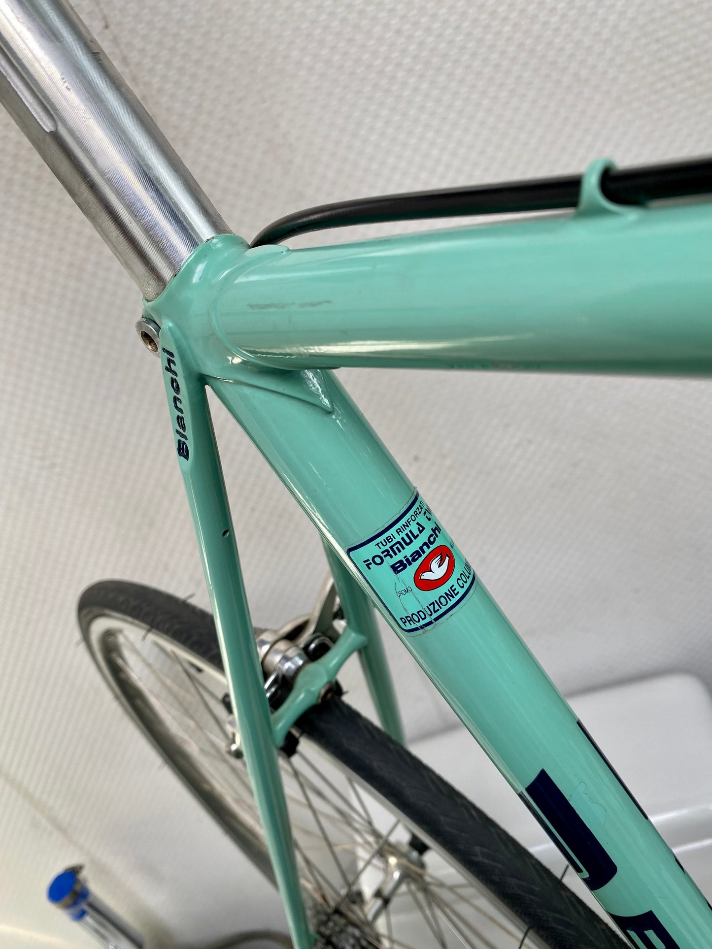 (SIZE 62cm) 1980's BIANCHI TROFEO ROAD BIKE - CAMPAGNOLO - CELESTE - BEAUTIFUL!