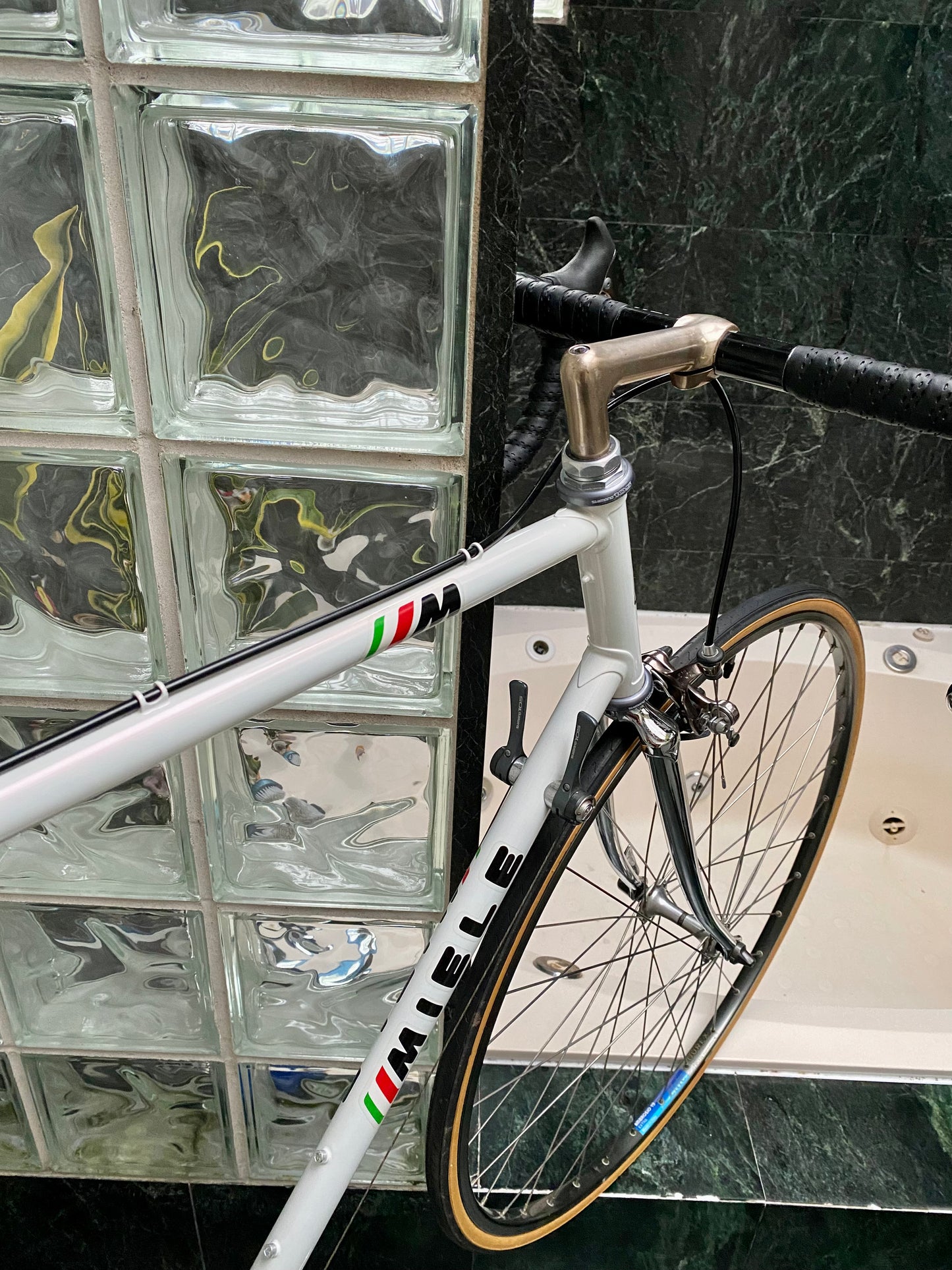 (SIZE 57cm) 1980's MIELE ROAD BIKE - SHIMANO 600 - COLUMBUS