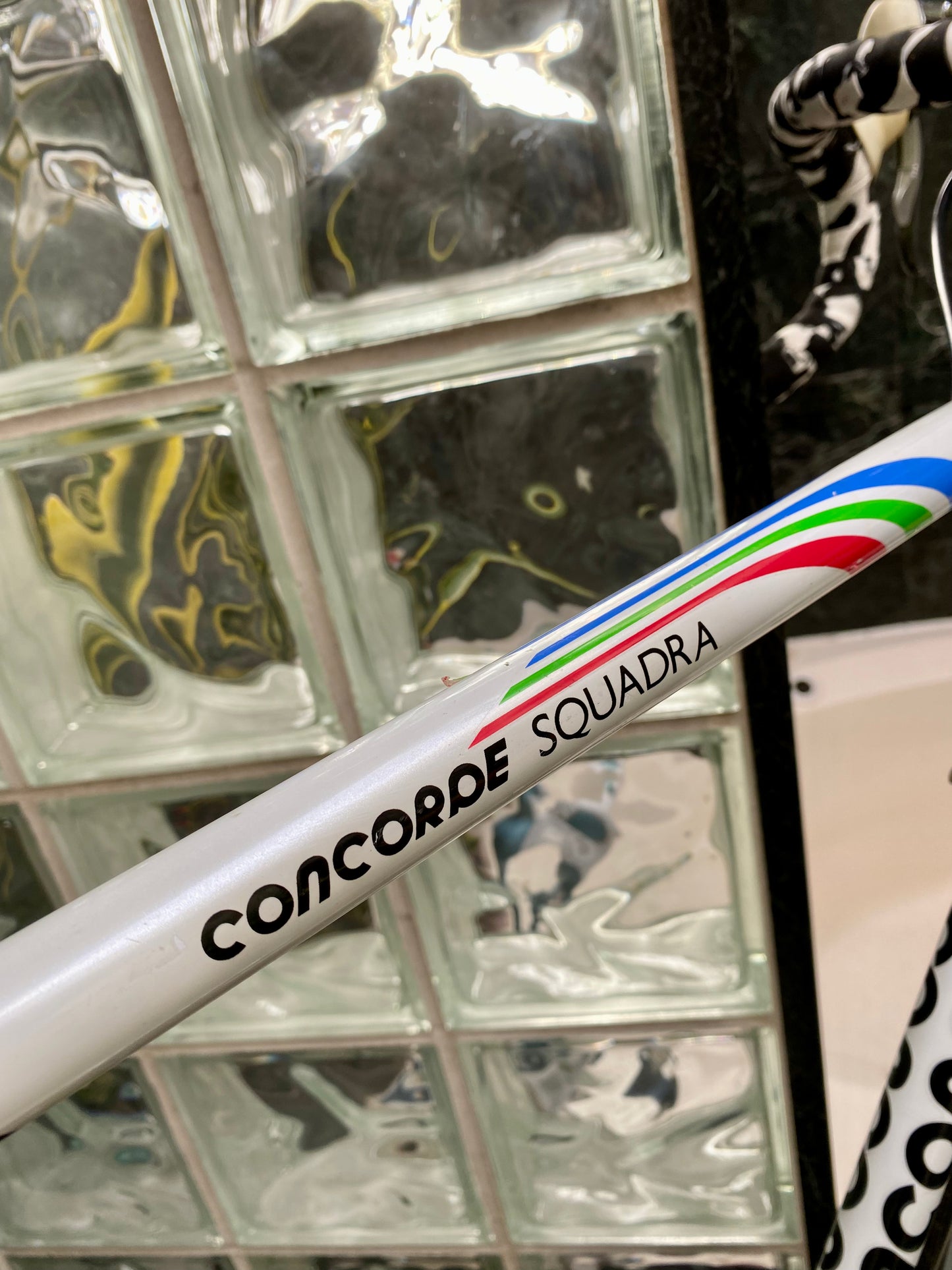 (SIZE 55cm) EARLY-1990's CONCORDE SQUADRA ROAD BIKE - COLUMBUS SLX - SHIMANO 600