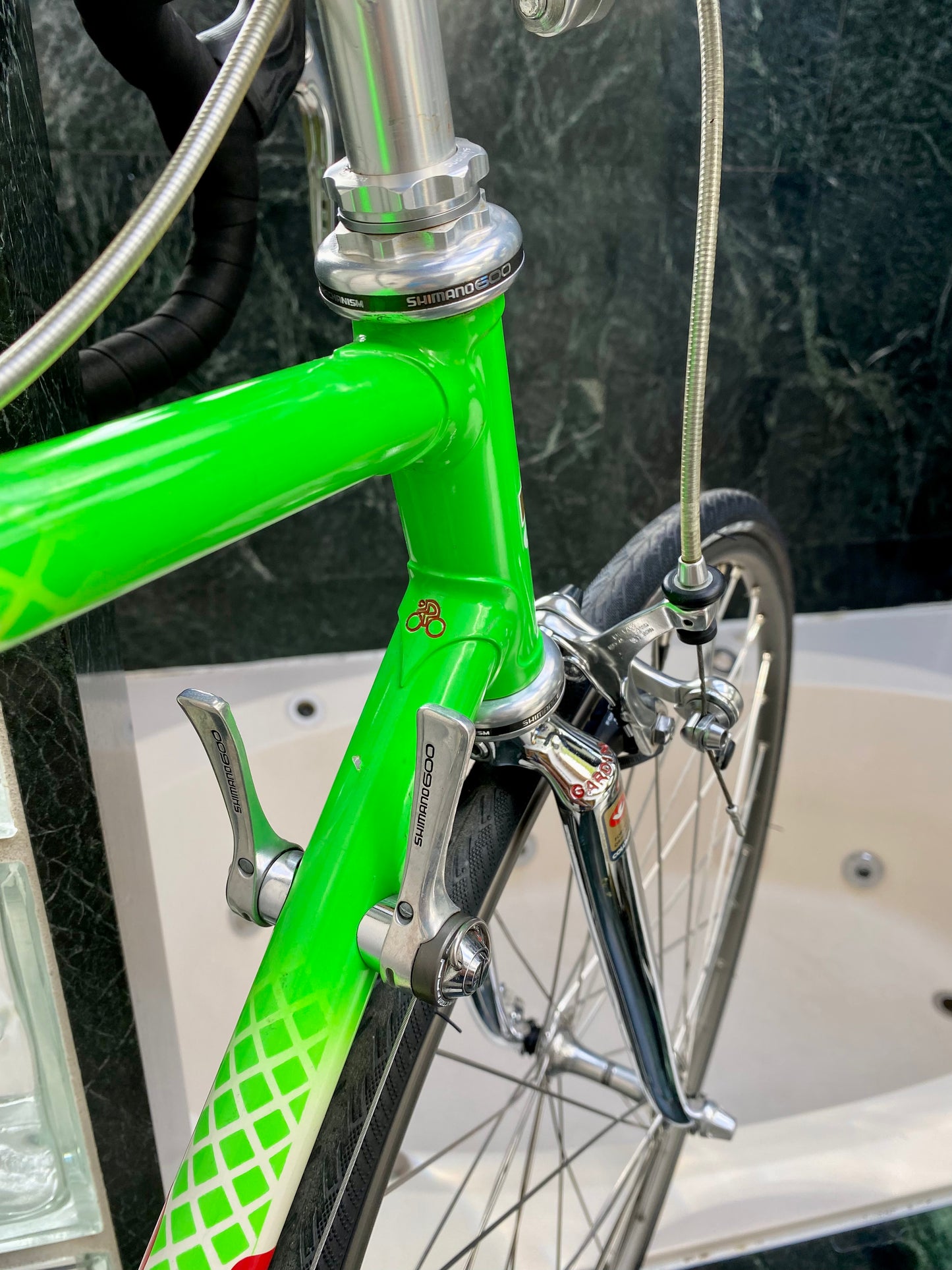 (SIZE 53cm) 1980's CUSTOM GARDIN ROAD BIKE - SHIMANO 600