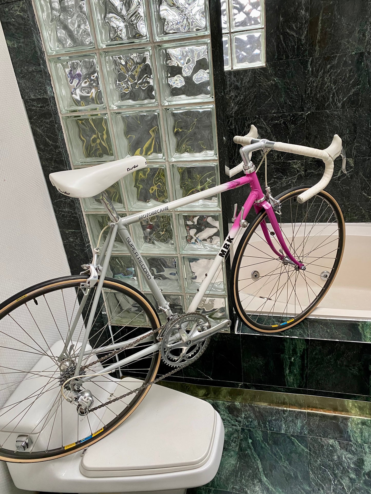 (SIZE 53cm) 1980's MBK / MOTOBECANE ROAD BIKE - CAMPAGNOLO ATHENA