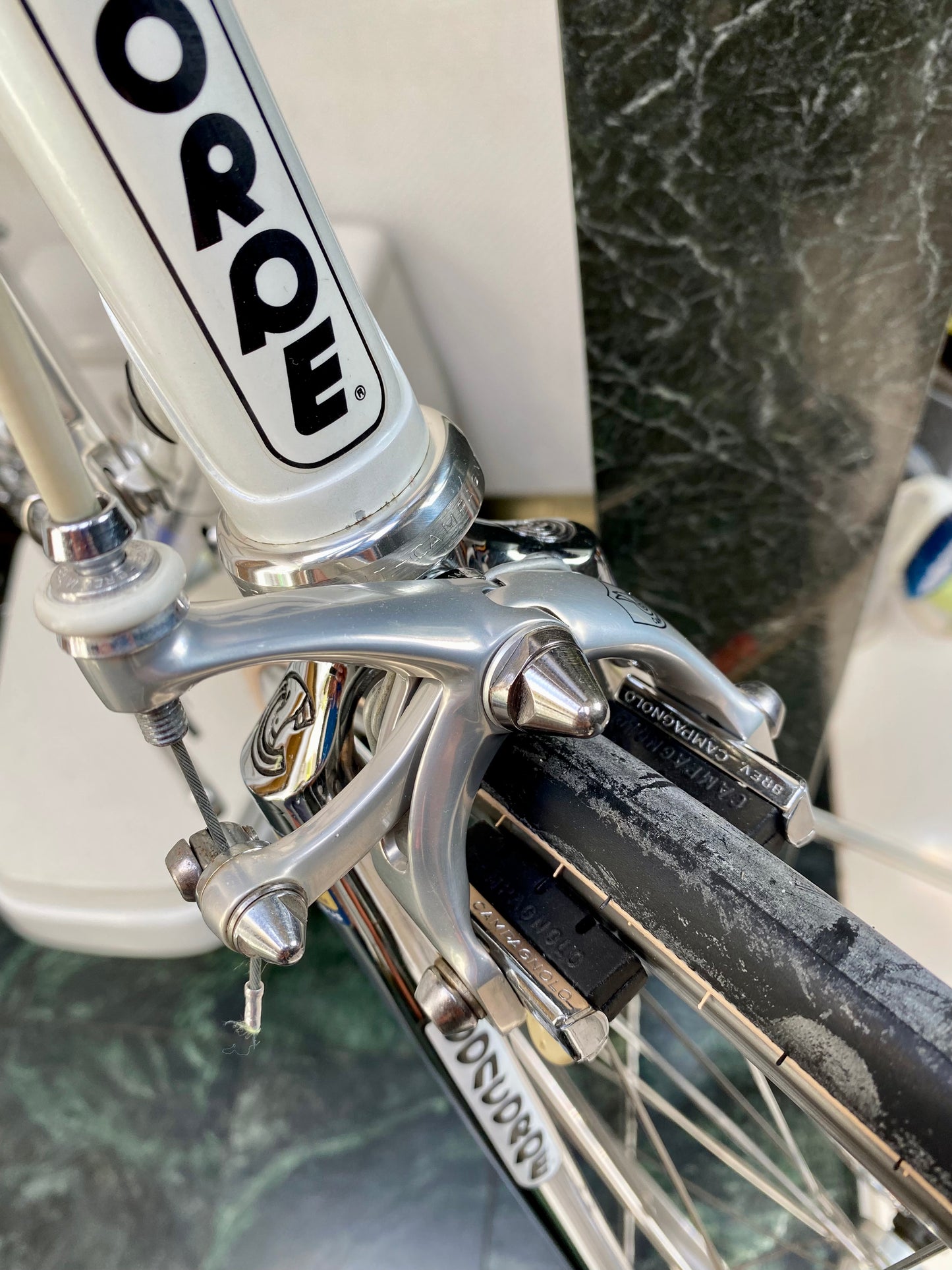 (SIZE 56cm) 1980's CONCORDE GAVINA ROAD BIKE - CAMPAGNOLO CHORUS - SPOTLESS