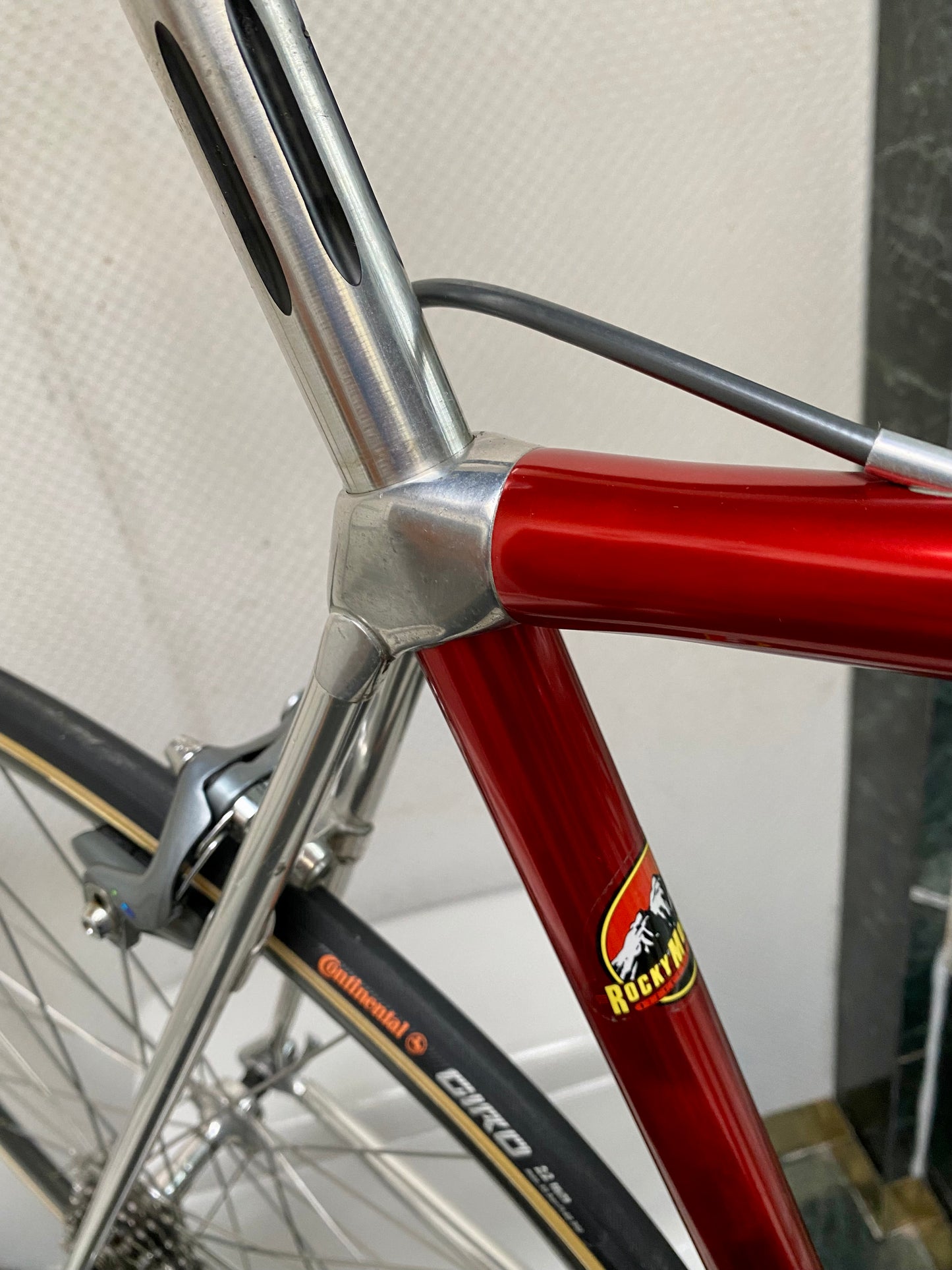 (SIZE 50cm) 1980's VITUS 979 ROAD BIKE - SHIMANO 600 - LIKE NEW