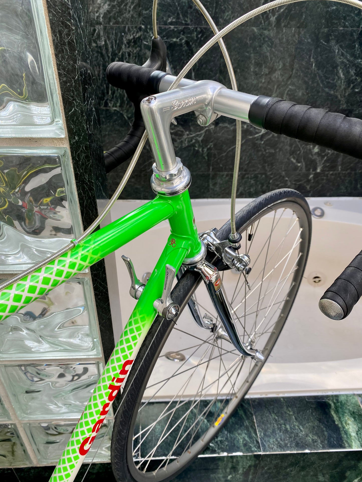 (SIZE 53cm) 1980's CUSTOM GARDIN ROAD BIKE - SHIMANO 600