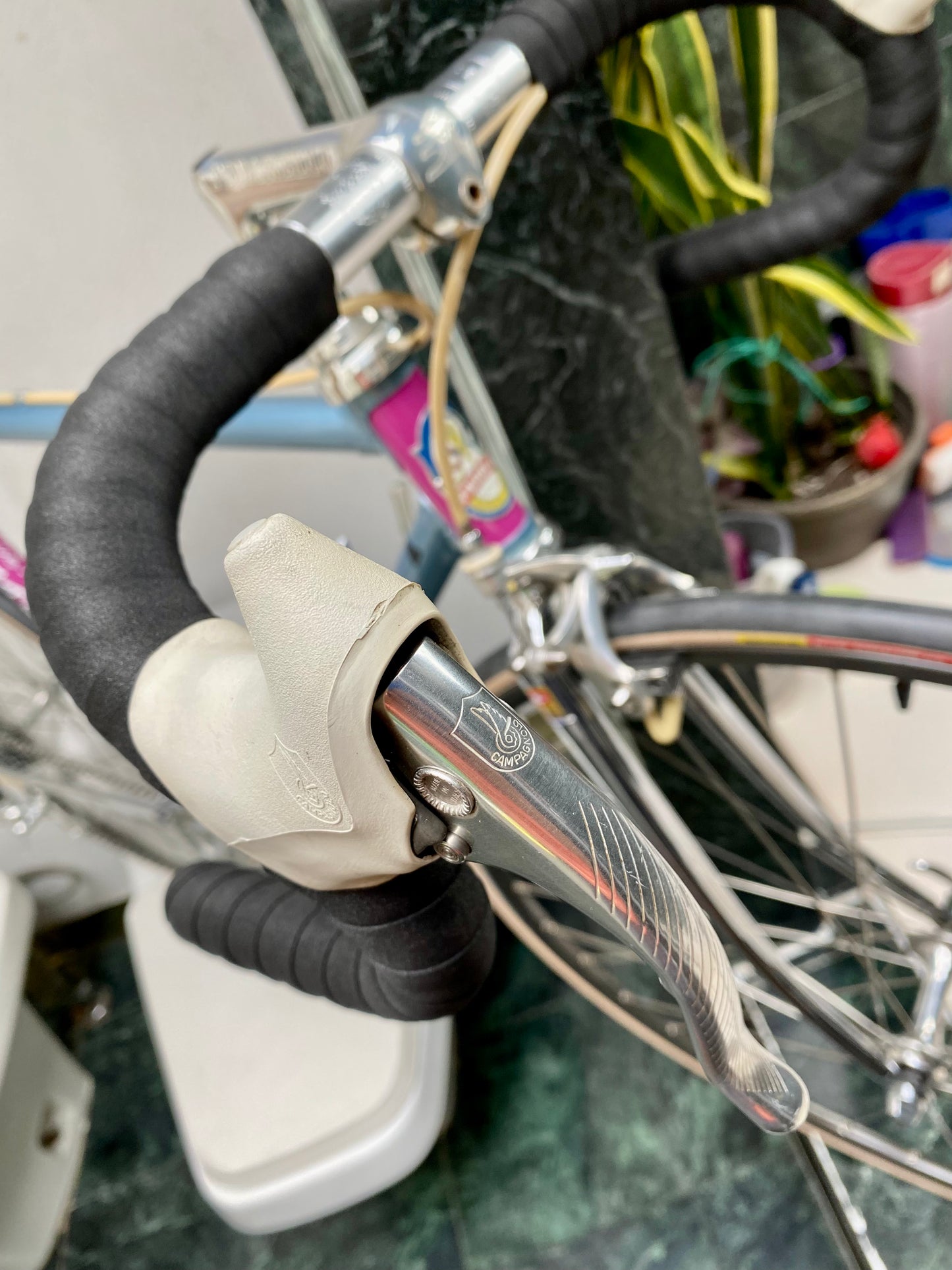 (SIZE 52cm) 1980's PINARELLO ROAD BIKE - CAMPAGNOLO CHORUS - LIKE NEW