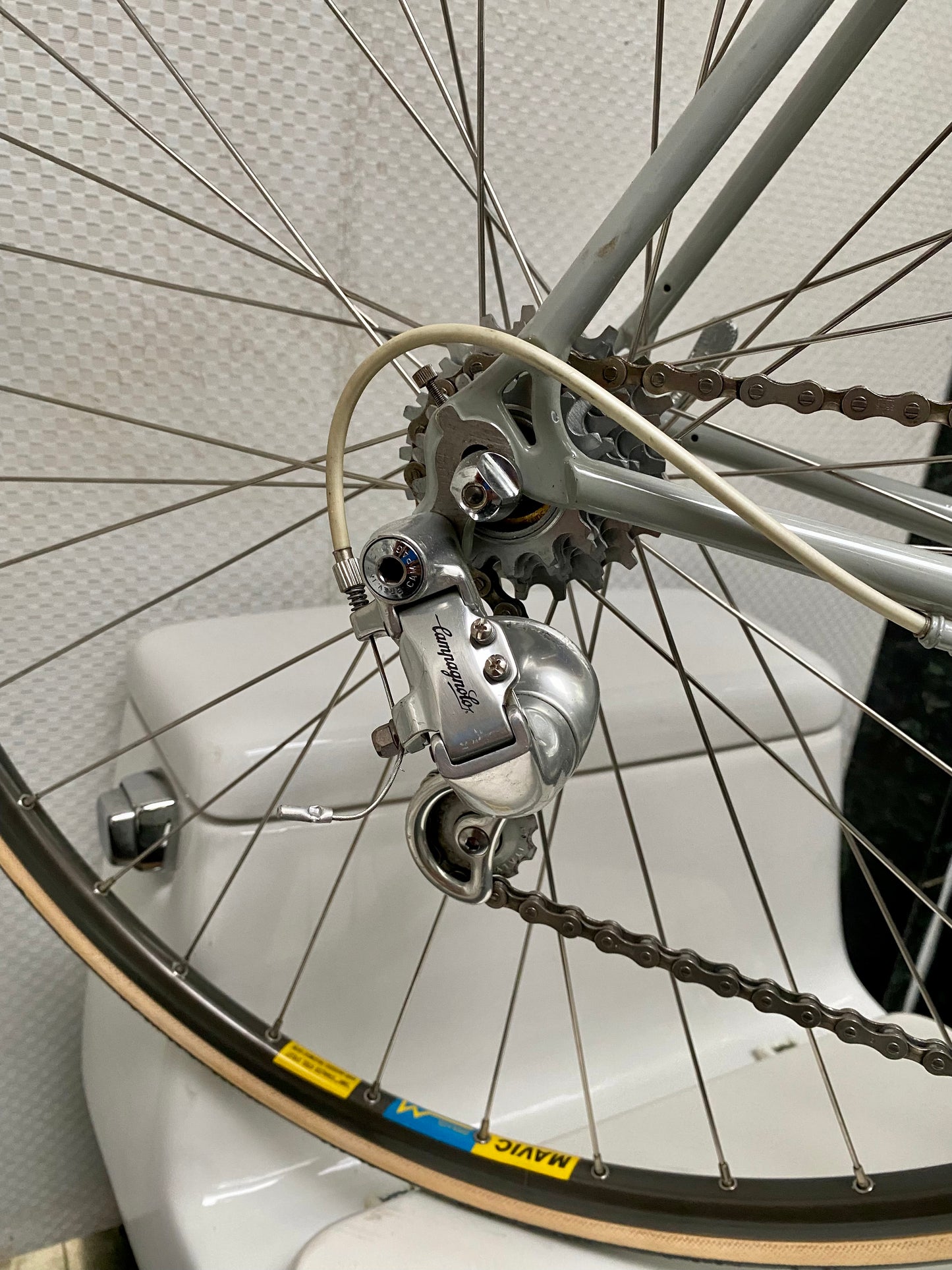 (SIZE 53cm) 1980's MBK / MOTOBECANE ROAD BIKE - CAMPAGNOLO ATHENA