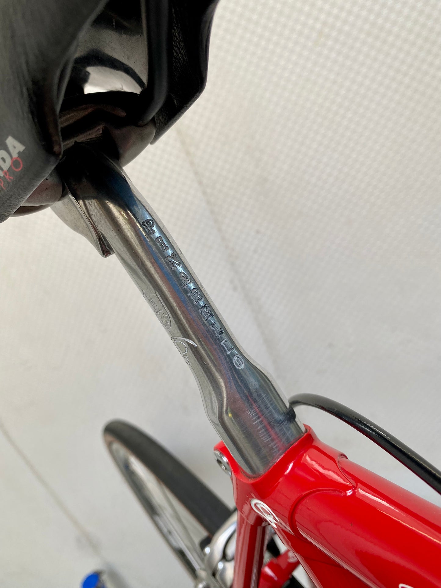 (SIZE 56cm) 1990's PINARELLO STELVIO ROAD BIKE - CAMPAGNOLO - SPOTLESS / LIKE NEW