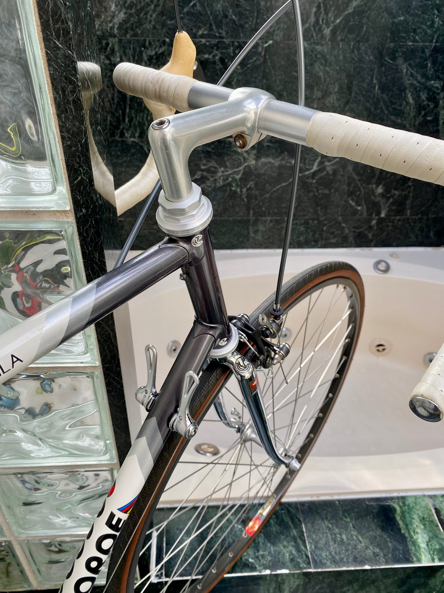 (SIZE 58cm) 1980's CONCORDE AQUILA ROAD BIKE - EDCO COMPETITION GROUPSET