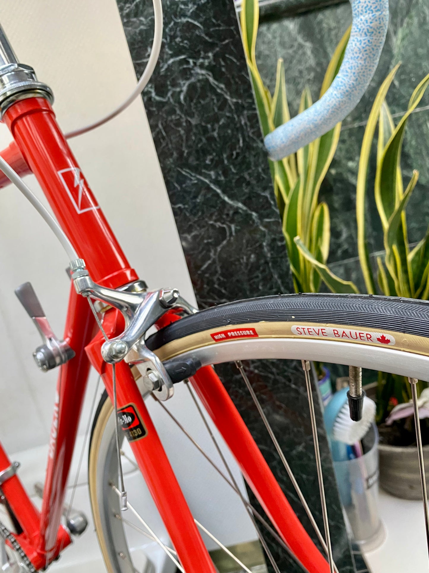 (SIZE 56cm) 1980's STEVE BAUER SIROCCO ROAD BIKE - TRUE NOS / BRAND NEW / SPOTLESS