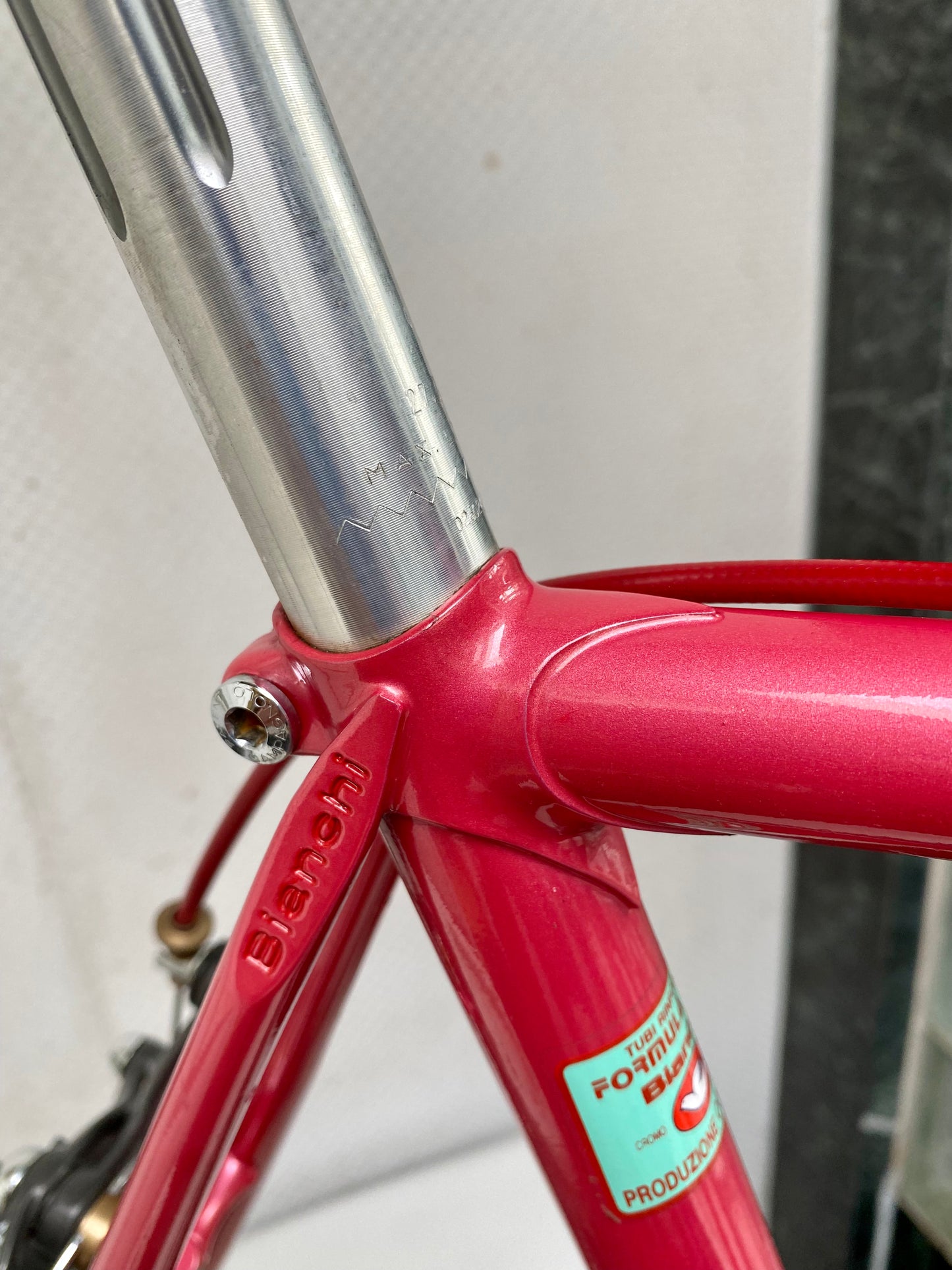 (SIZE 55cm) LIKE NEW 1980's BIANCHI ROAD BIKE - CAMPAGNOLO - SPOTLESS!!!