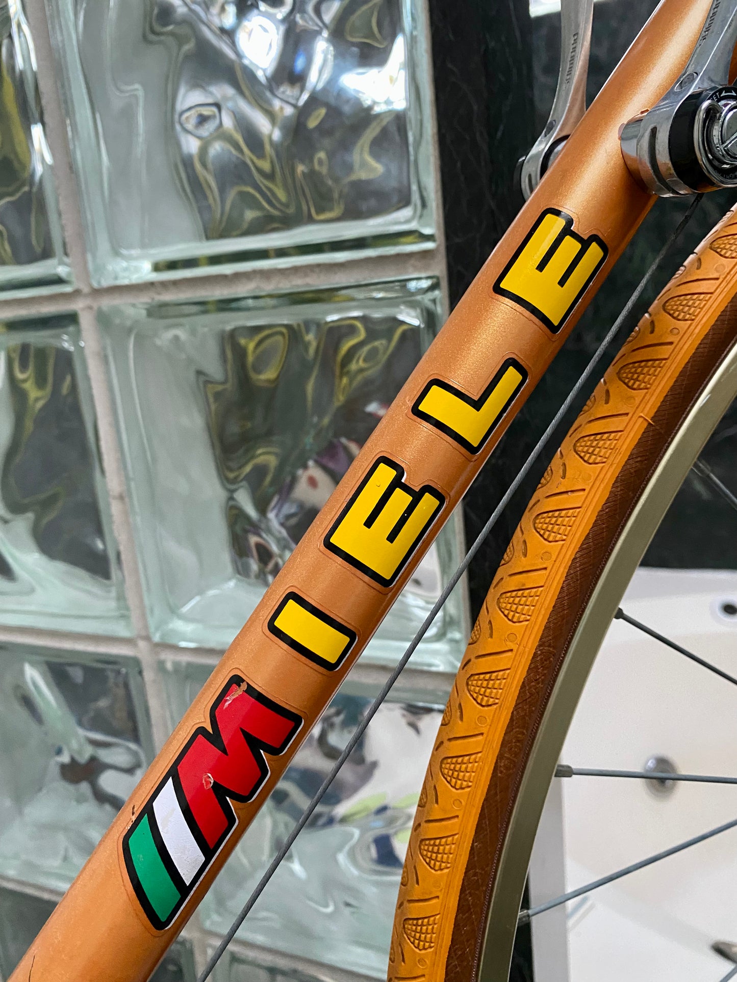 (SIZE 57cm) 1980's MIELE ROAD BIKE - ROSSIN-BUILT - SHIMANO 600