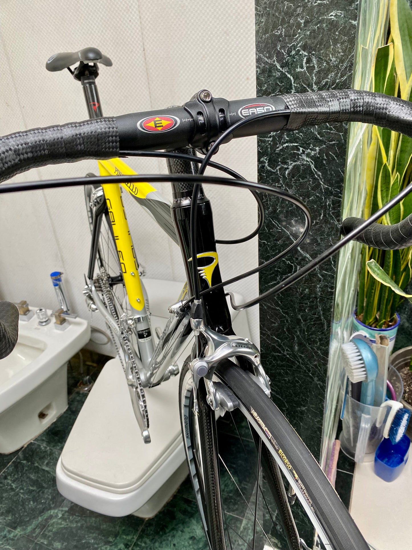 (SIZE 55cm) CLASSIC PINARELLO GALILEO ROAD BIKE - SHIMANO ULTEGRA - LIKE NEW