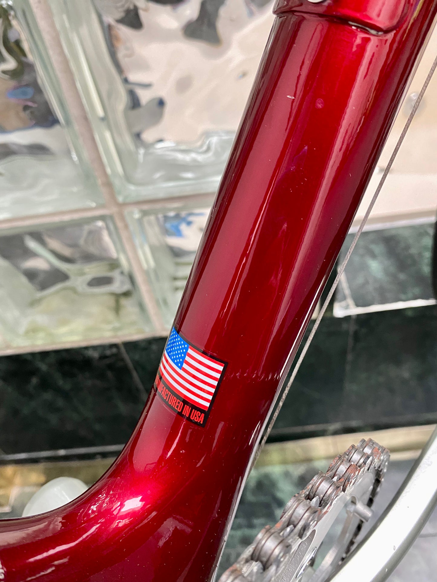 (SIZE 57cm) EARLY-1990's TREK 5500 CARBON ROAD BIKE - SHIMANO 105