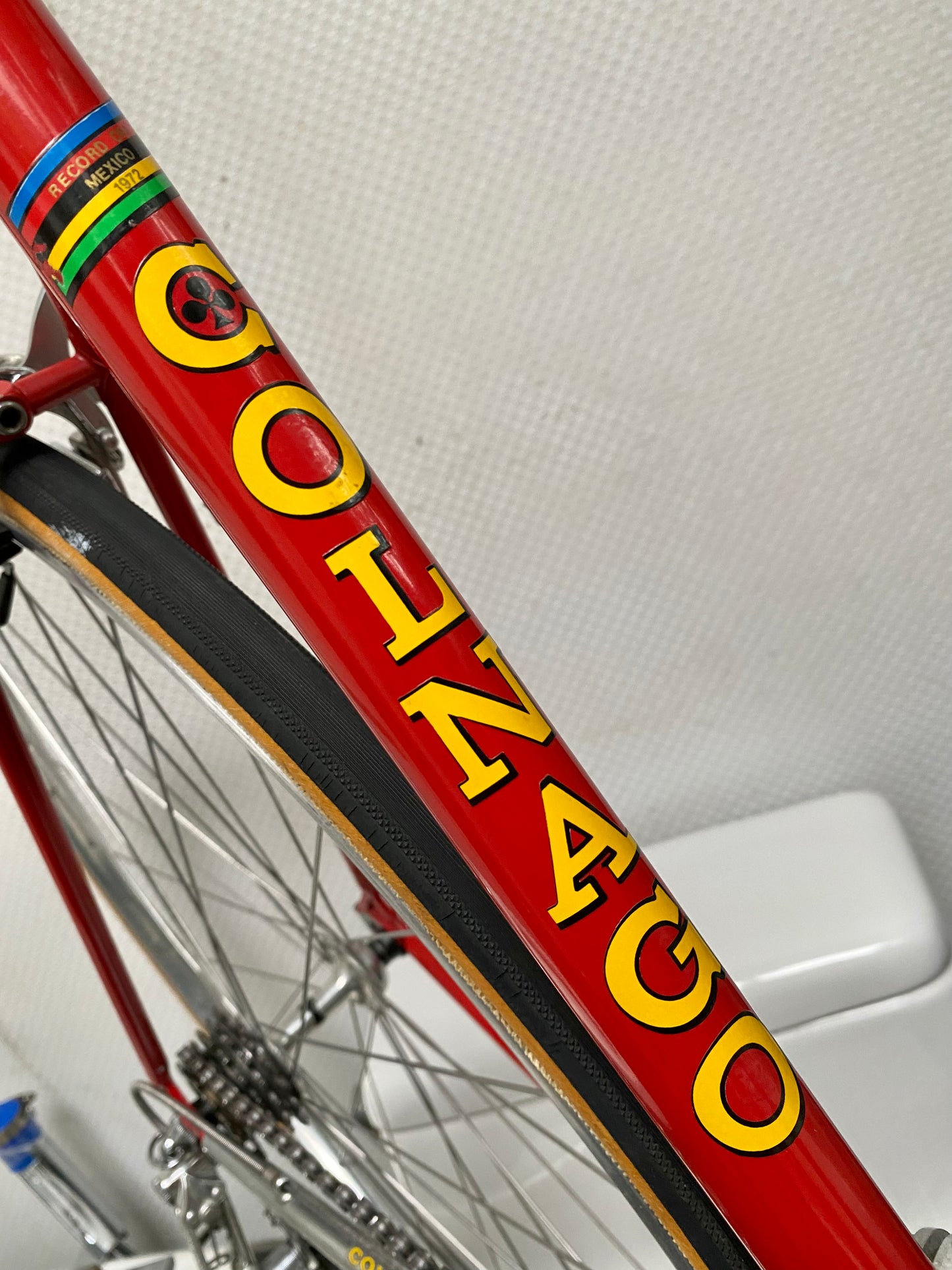 (SIZE 57cm) 1970's COLNAGO SUPER ROAD BIKE - CAMPAGNOLO - BEAUTIFUL