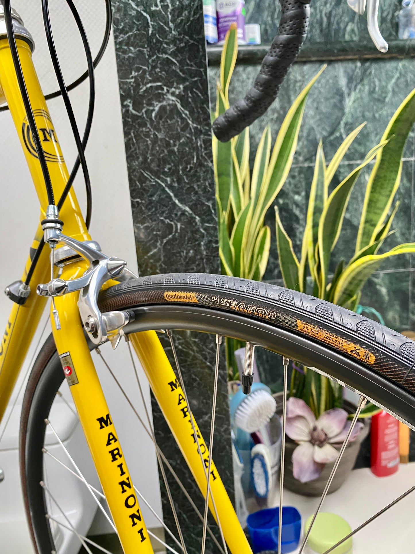 (SIZE 60cm) 1990's MARINONI ROAD BIKE - COLUMBUS EL EXTRA LIGHT - CAMPAGNOLO - ABSOLUTELY SPOTLESS!