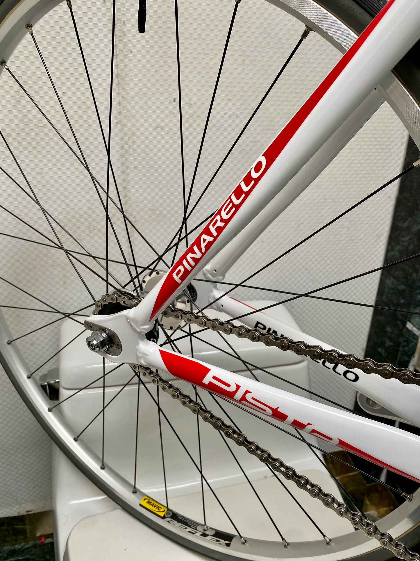 (SIZE (X)XS / "42.5") PINARELLO PISTA TRACK BIKE - FULL CUSTOM BUILD - DURA ACE - NEW