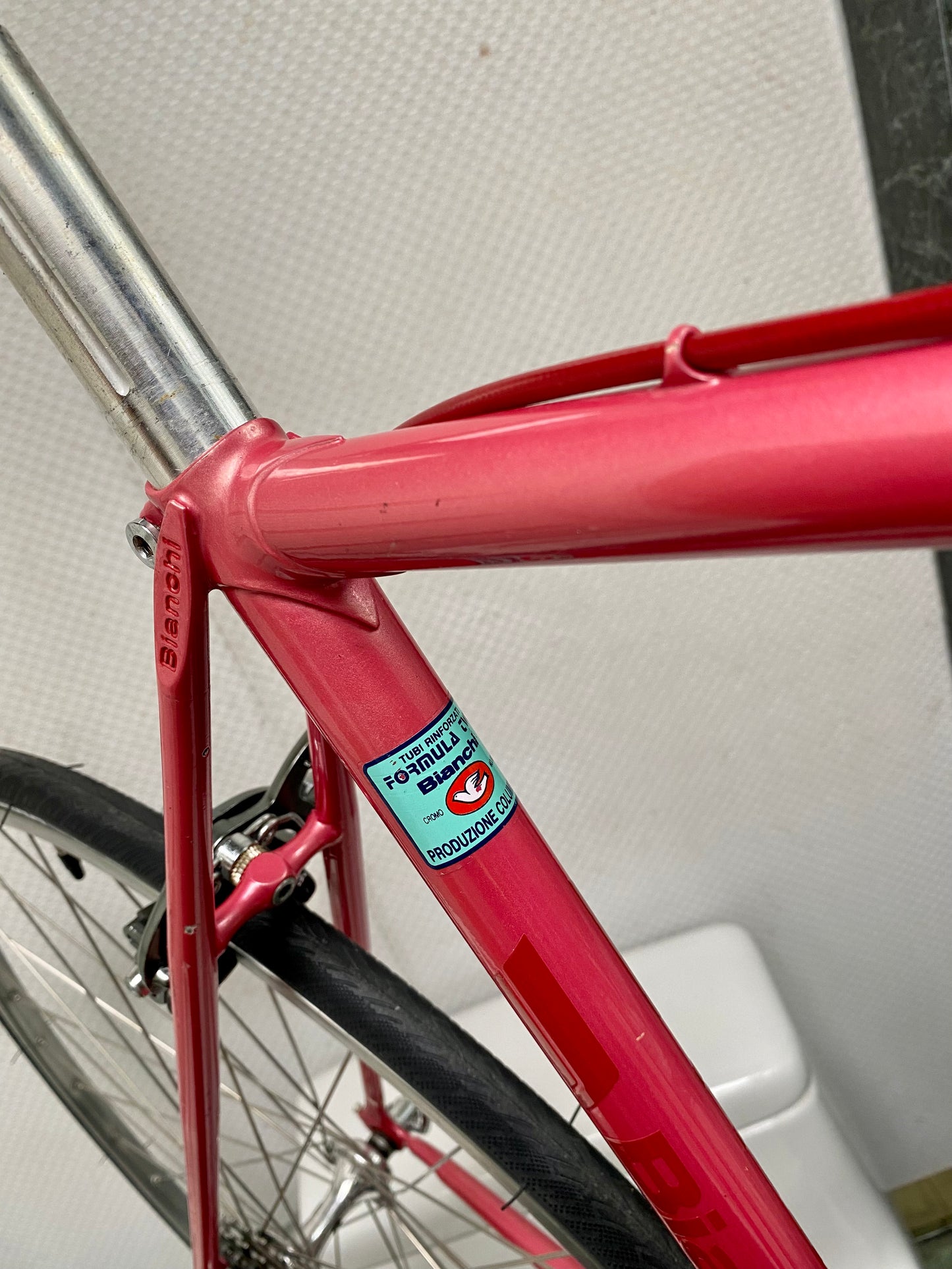 (SIZE 53cm) 1980's BIANCHI ROAD BIKE - MADE IN ITALY - COLUMBUS STEEL