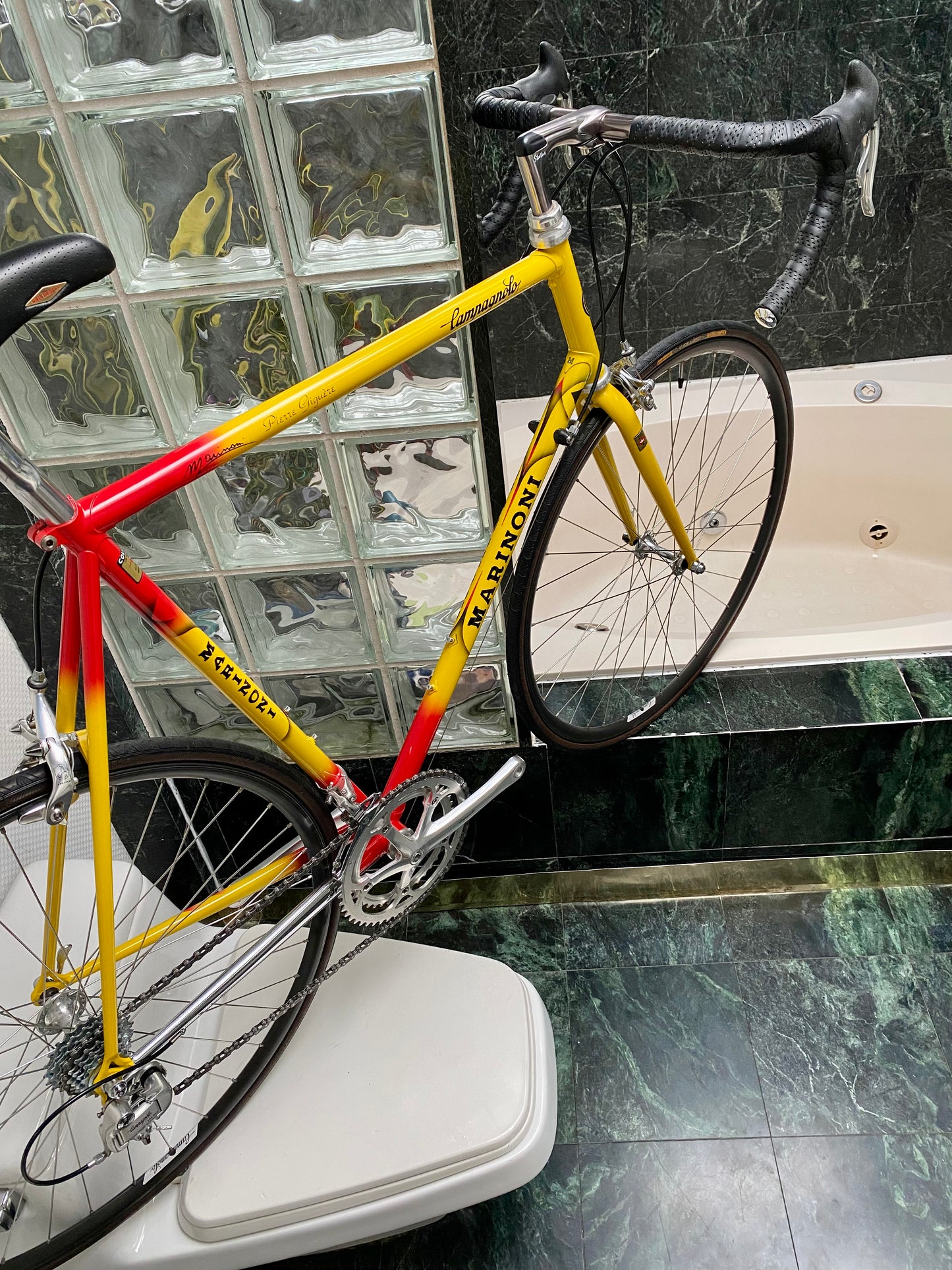 (SIZE 60cm) 1990's MARINONI ROAD BIKE - COLUMBUS EL EXTRA LIGHT - CAMPAGNOLO - ABSOLUTELY SPOTLESS!