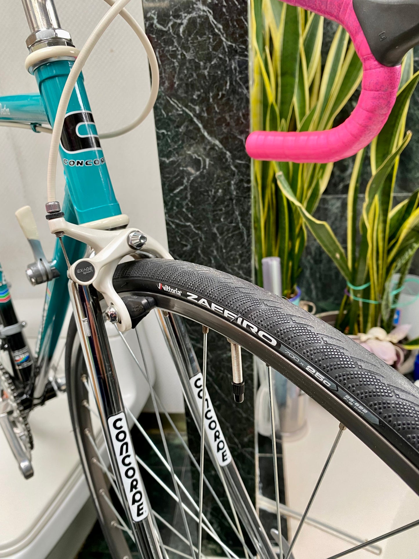 (SIZE 53cm) 1980's CONCORDE VECTRA ROAD BIKE - SPOTLESS / LIKE  NEW