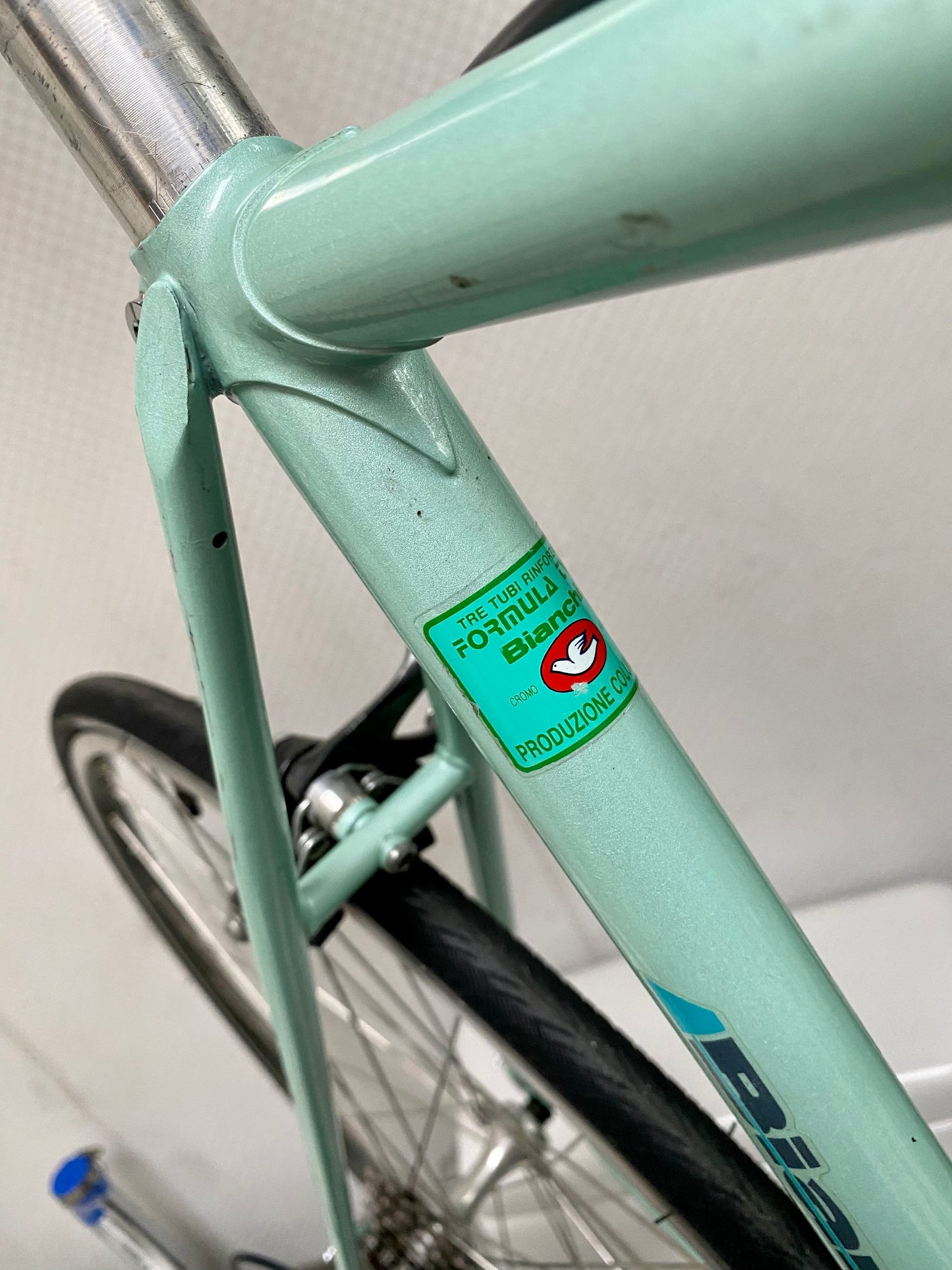(SIZE 54cm) 1980's BIANCHI CELESTE ROAD BIKE - CAMPAGNOLO - COLUMBUS