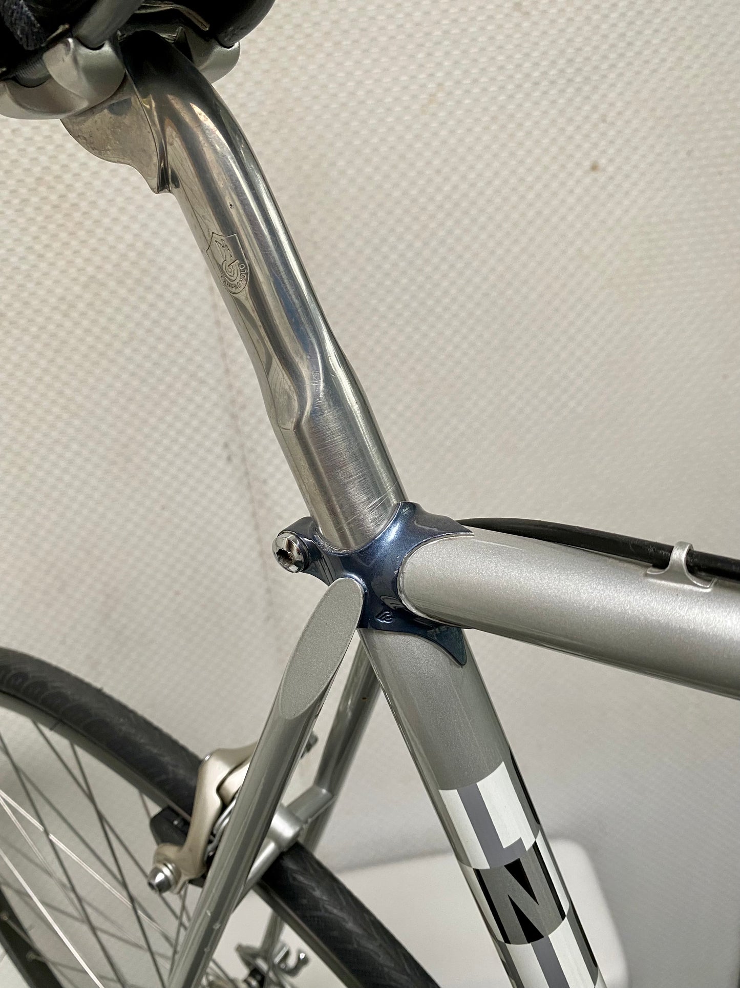 (SIZE 56cm) 1990's CINELLI UNICA ROAD BIKE - CAMPAGNOLO