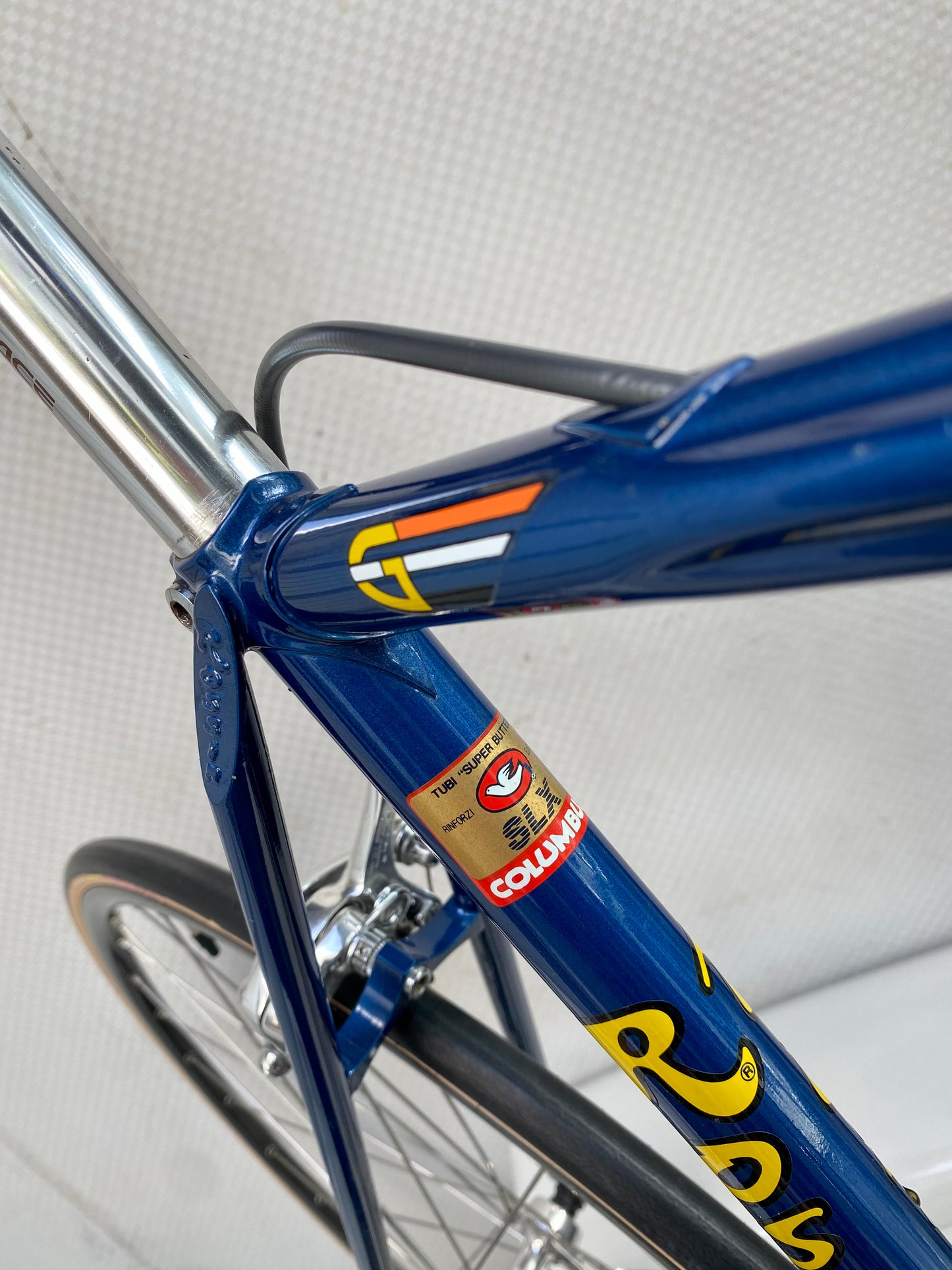 (SIZE 53cm) INCREDIBLE EARLY-1990's ROSSIN GHIBLI ROAD BIKE - SHIMANO DURA ACE