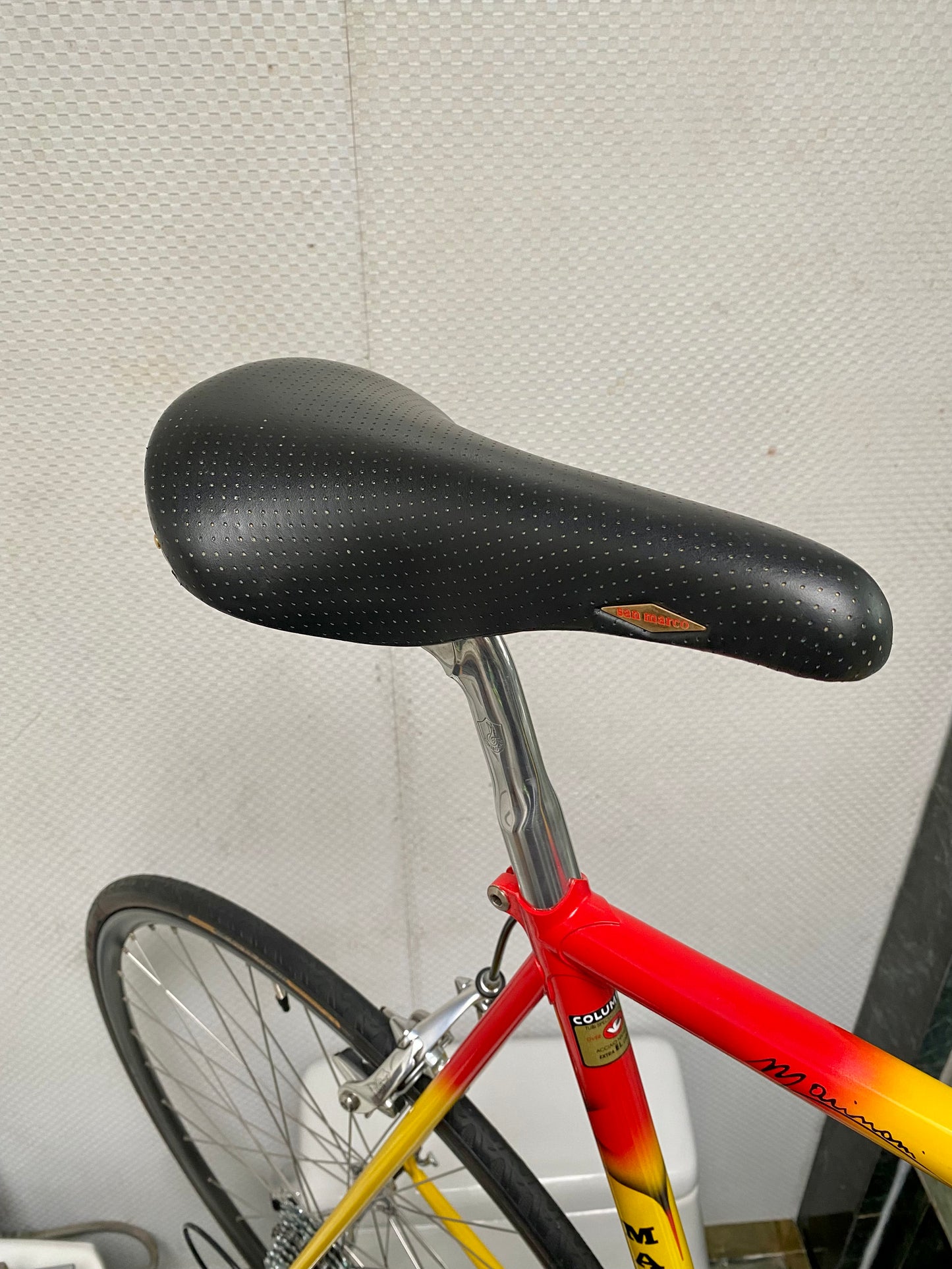 (SIZE 60cm) 1990's MARINONI ROAD BIKE - COLUMBUS EL EXTRA LIGHT - CAMPAGNOLO - ABSOLUTELY SPOTLESS!