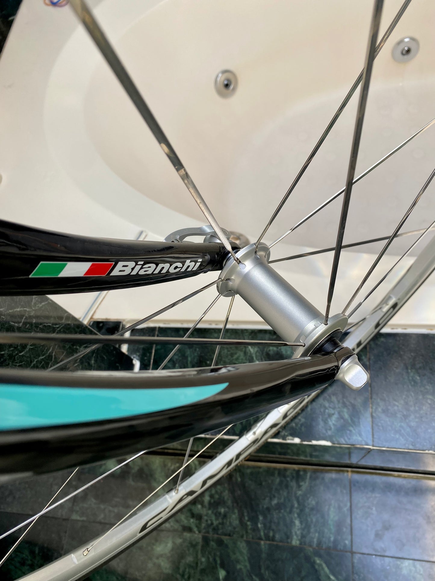 (SIZE 54cm) CLASSIC BIANCHI 928 T-CUBE ROAD BIKE - CELESTE - CAMPAGNOLO CHORUS