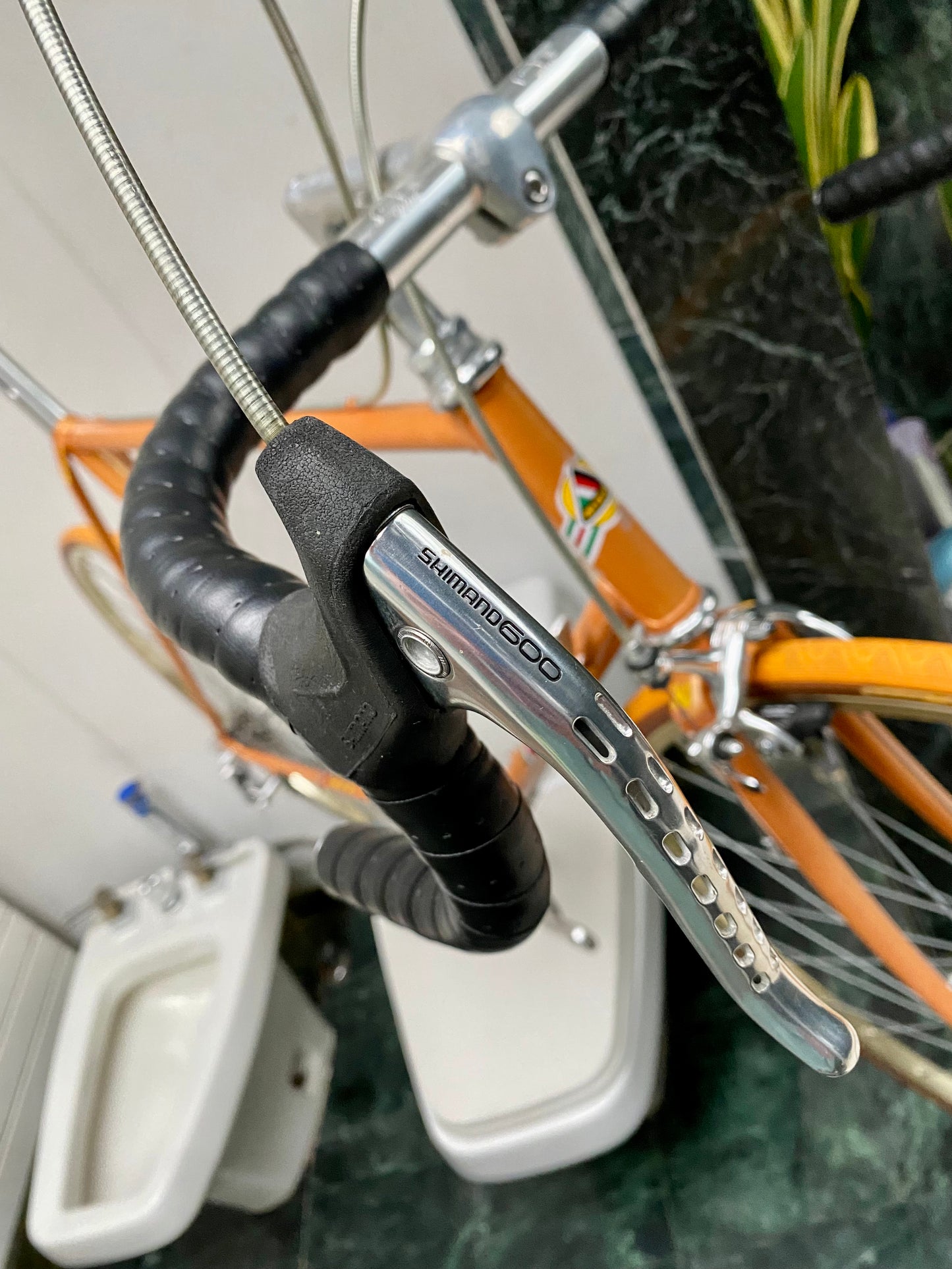 (SIZE 57cm) 1980's MIELE ROAD BIKE - ROSSIN-BUILT - SHIMANO 600