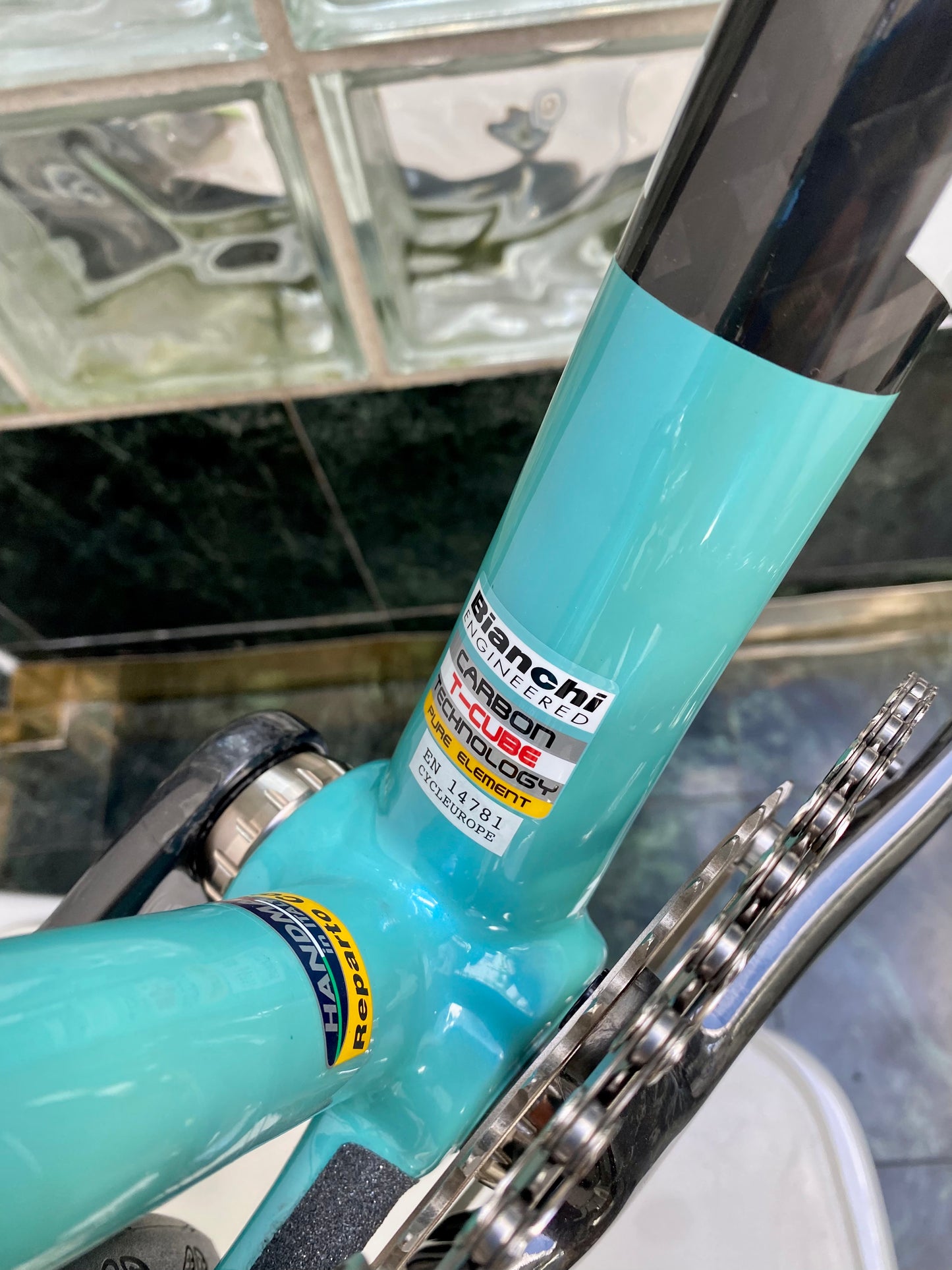 (SIZE 54cm) CLASSIC BIANCHI 928 T-CUBE ROAD BIKE - CELESTE - CAMPAGNOLO CHORUS