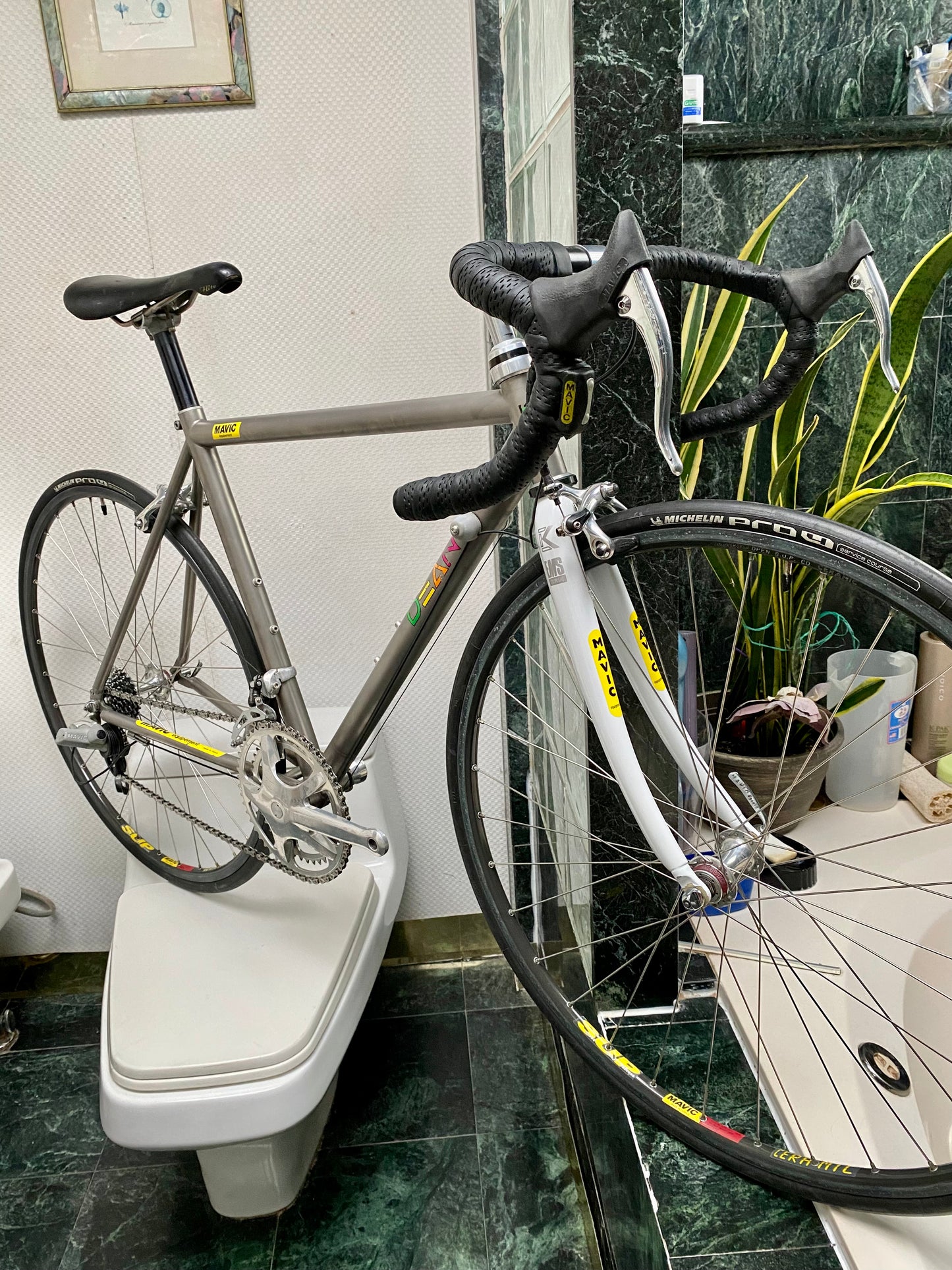 (SIZE 51cm) 1992 DEAN TITANIUM ROAD BIKE - CUSTOM BUILD - MAVIC ZAP ELECTRONIC GROUPSET