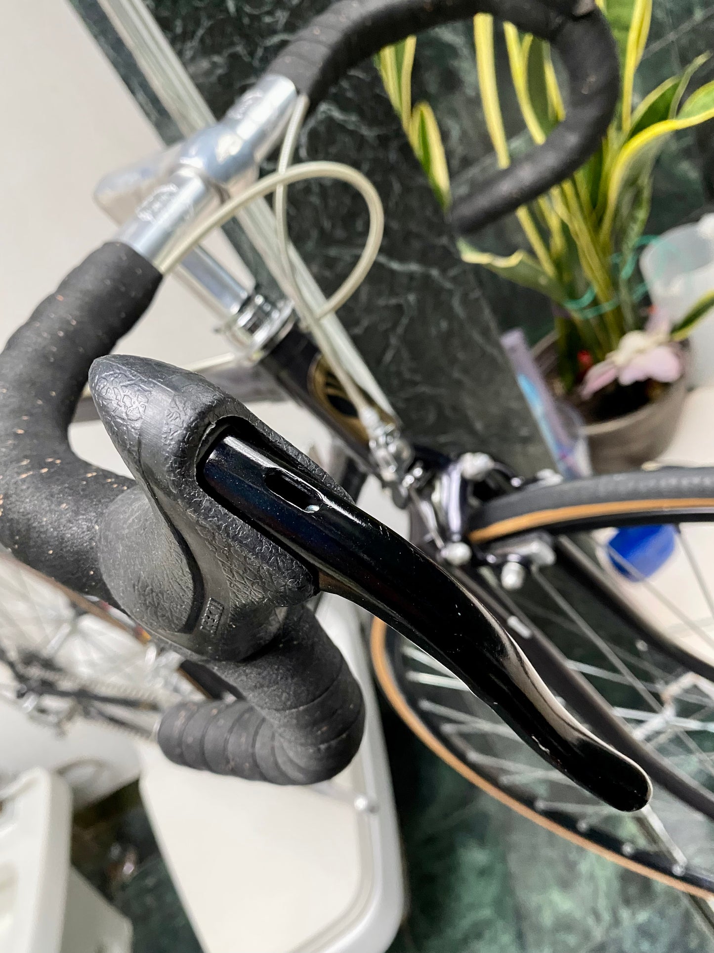 (SIZE 53cm) EARLY-1980's TREK 560 ROAD BIKE - LIKE NEW