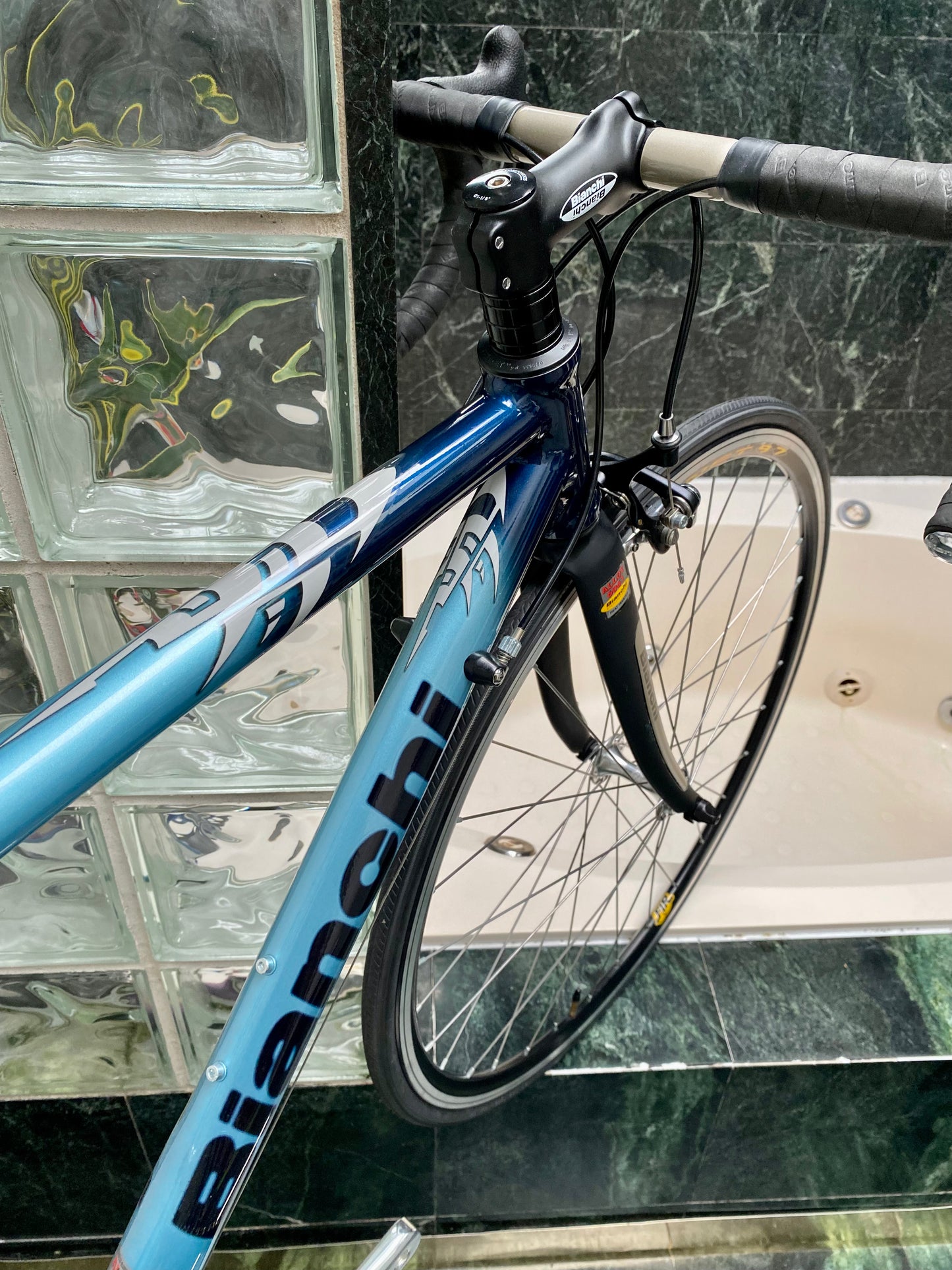 (SIZE 51cm) NOS / BRAND NEW CLASSIC BIANCHI ROAD BIKE - CAMPAGNOLO