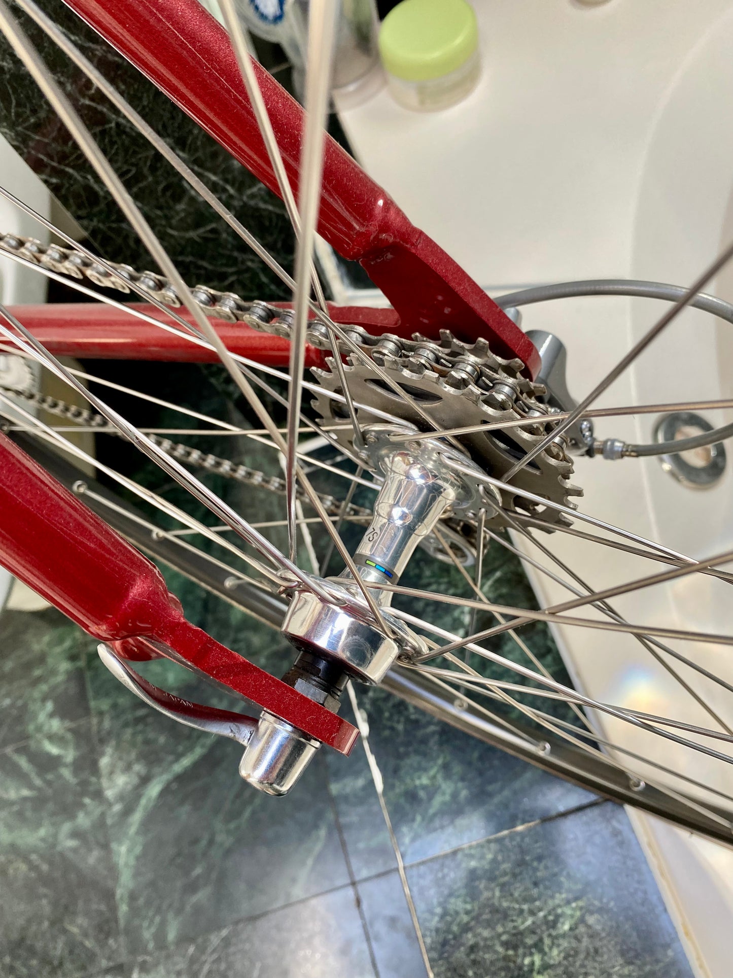 (SIZE 56cm) 1980's KLEIN QUANTUM ROAD BIKE - SHIMANO 600 - SPOTLESS - RARE