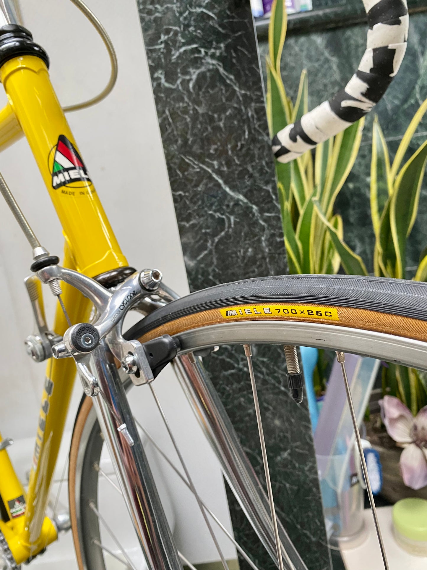 (SIZE 57cm) 1980's MIELE ROAD BIKE - SUNTOUR CYCLONE