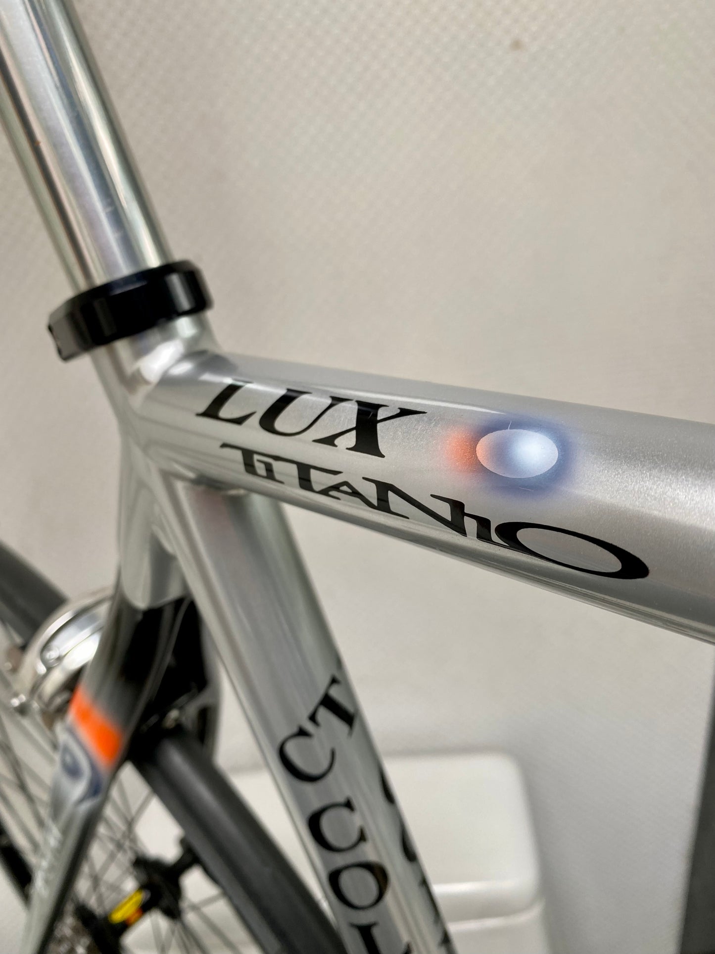 (SIZE 55cm) EARLY-2000's COLNAGO CT1 LUX TITANIO ROAD BIKE - DURA ACE - NOS