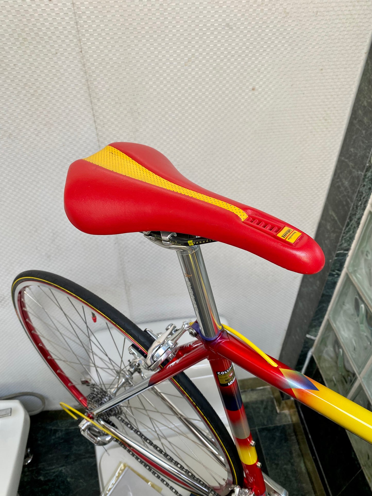 (SIZE 53cm) 1990's LOOK KG243 ROAD BIKE - DURA ACE 25th ANNIVERSARY - EXCEPTIONAL