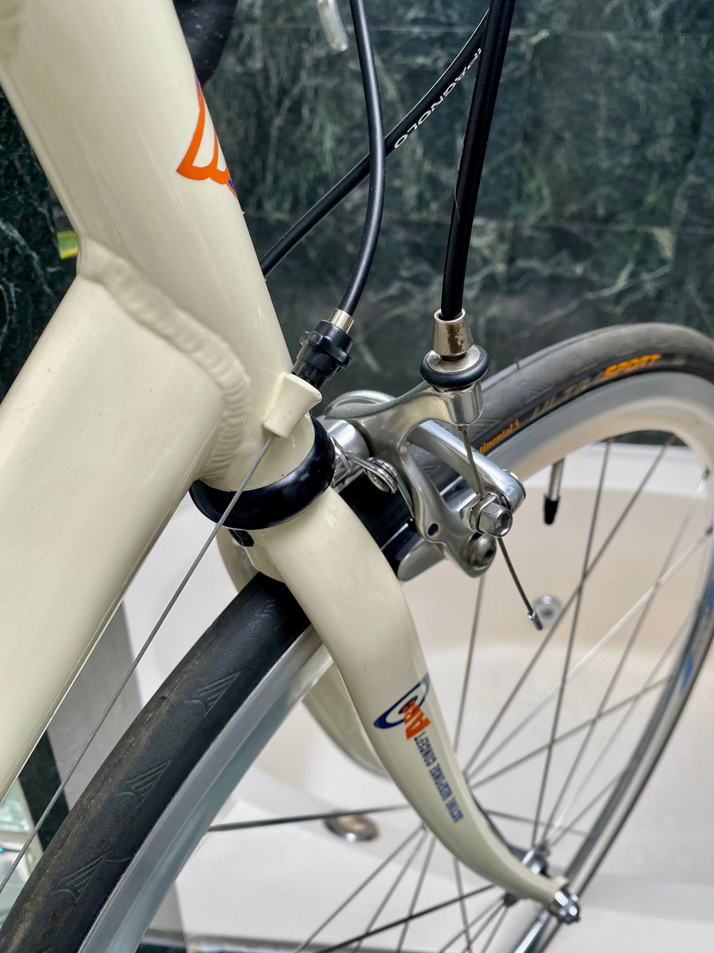 (SIZE 56cm) 1990's CINELLI PRO TEAM ROAD BIKE - CAMPAGNOLO ATHENA GROUPSET - LIKE NEW