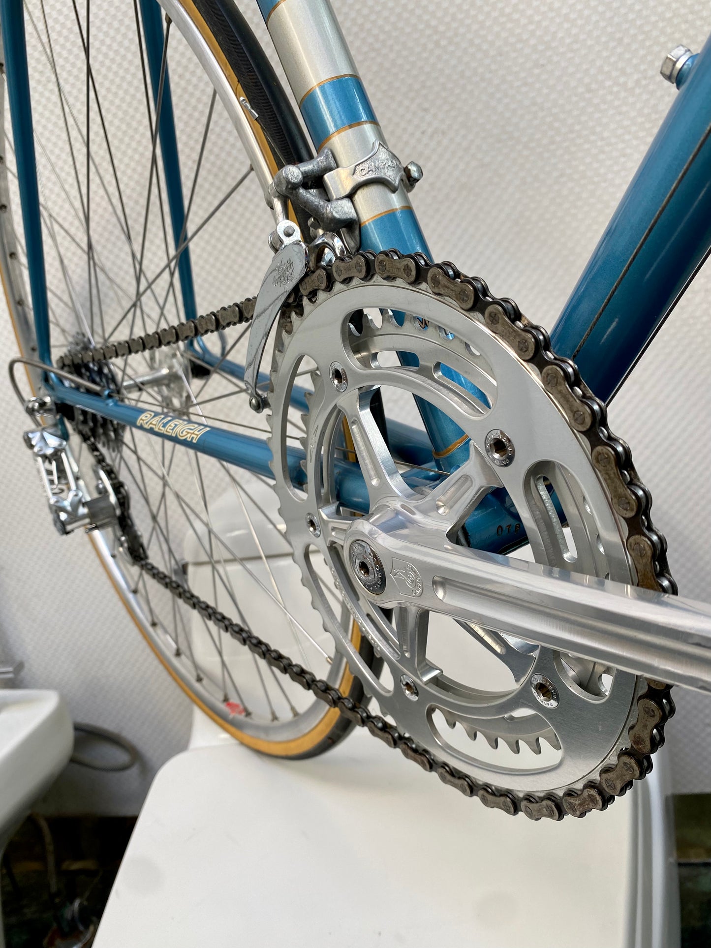 (SIZE 59cm) 1970's PROFESSIONAL ROAD BIKE - ALL ORIGINAL - CAMPAGNOLO GROUPSET