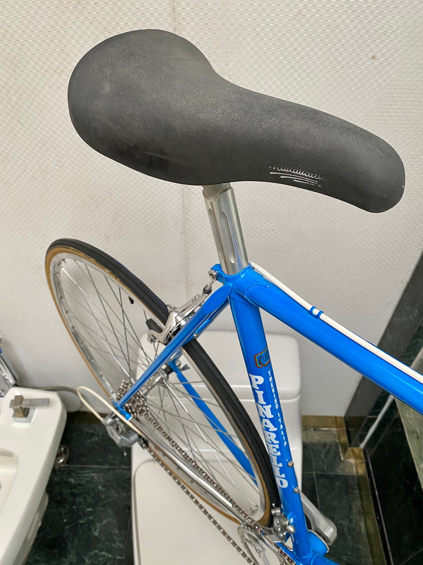 (SIZE 56cm) 1980's PINARELLO ROAD BIKE - EXCELLENT CONDITION