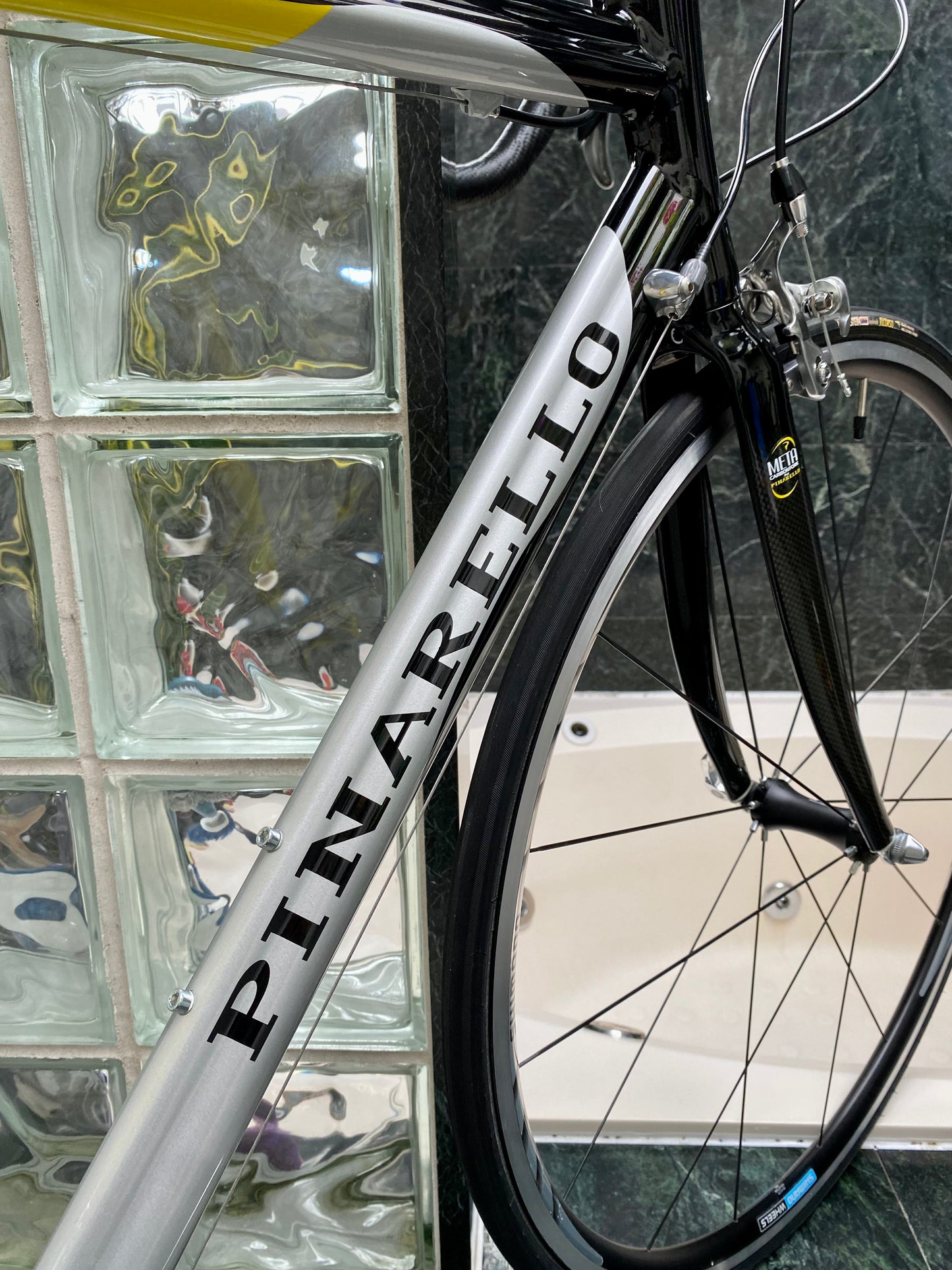 (SIZE 55cm) CLASSIC PINARELLO GALILEO ROAD BIKE - SHIMANO ULTEGRA - LIKE NEW